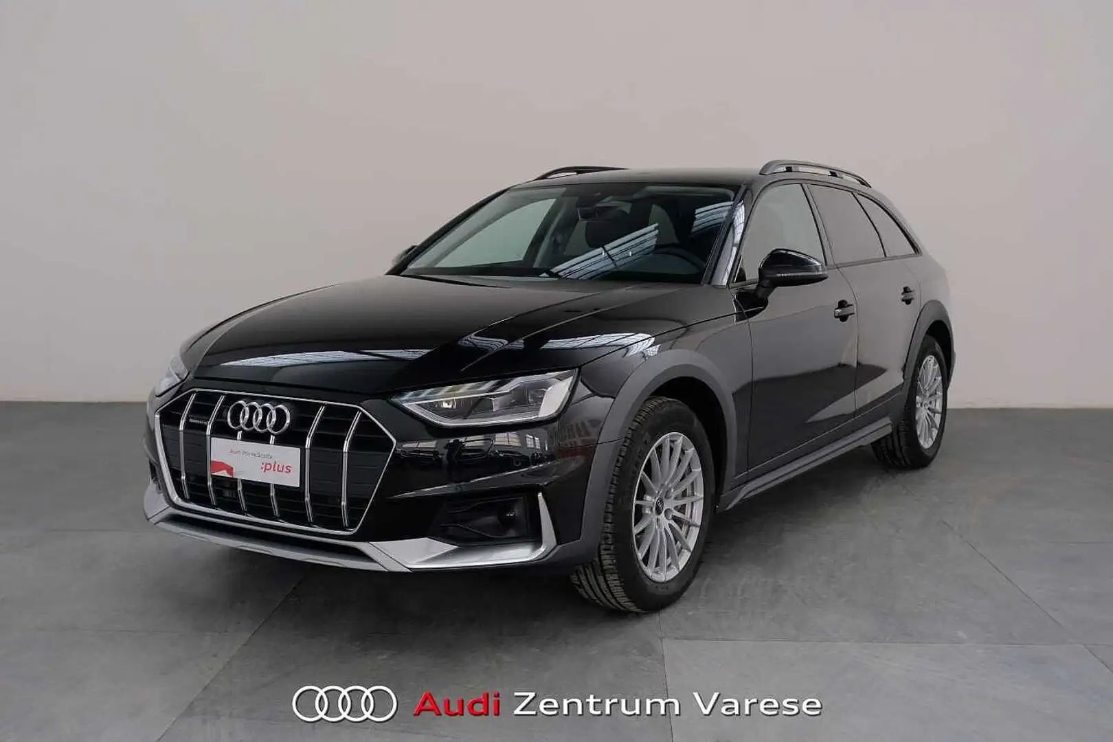 Audi A4 allroad 40 TDI 204CV MHEV Quattro Stronic Černá - 1