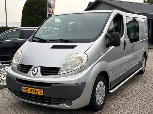Renault Trafic 2.0 DCI Lang Dubbel Cabine 6-Persoons Trekhaak 200