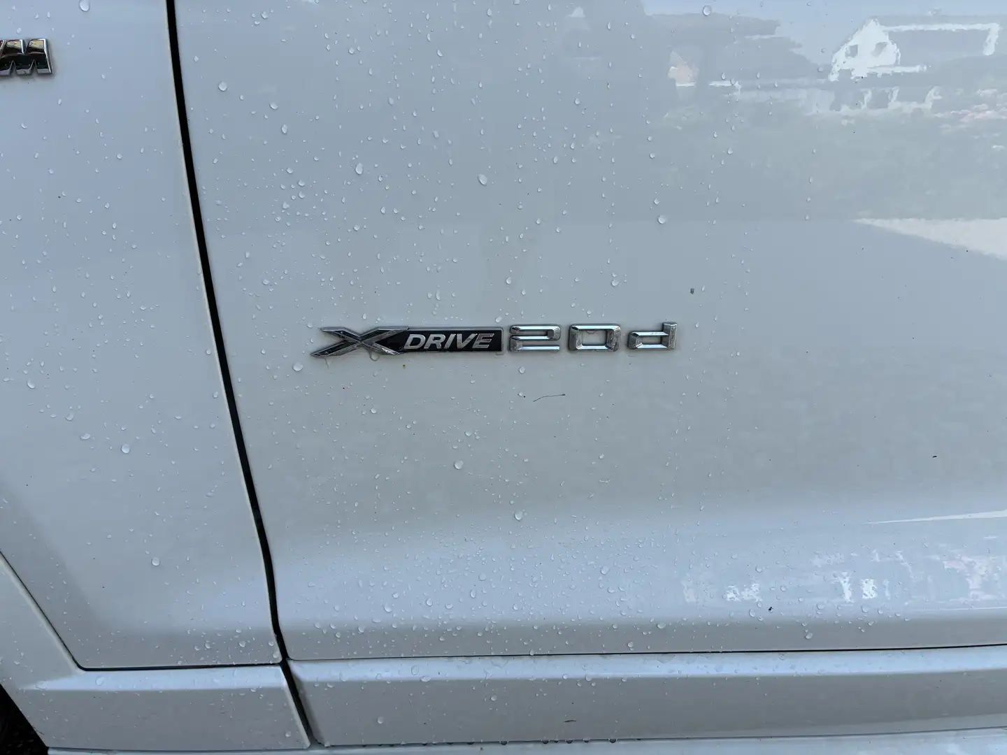 BMW X4 xDrive 20d Advantage Aut. Weiß - 2