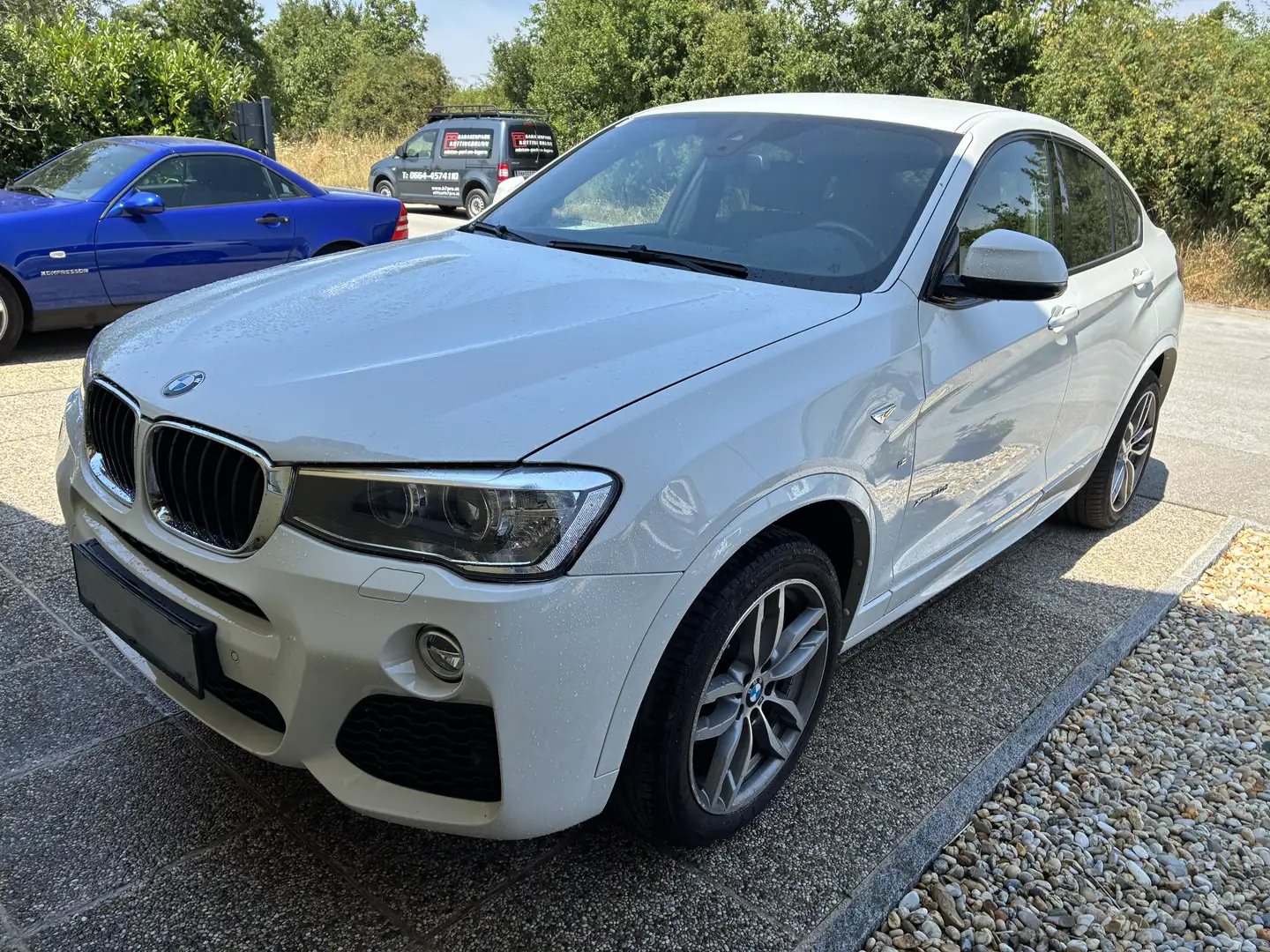 BMW X4 xDrive 20d Advantage Aut. Weiß - 1