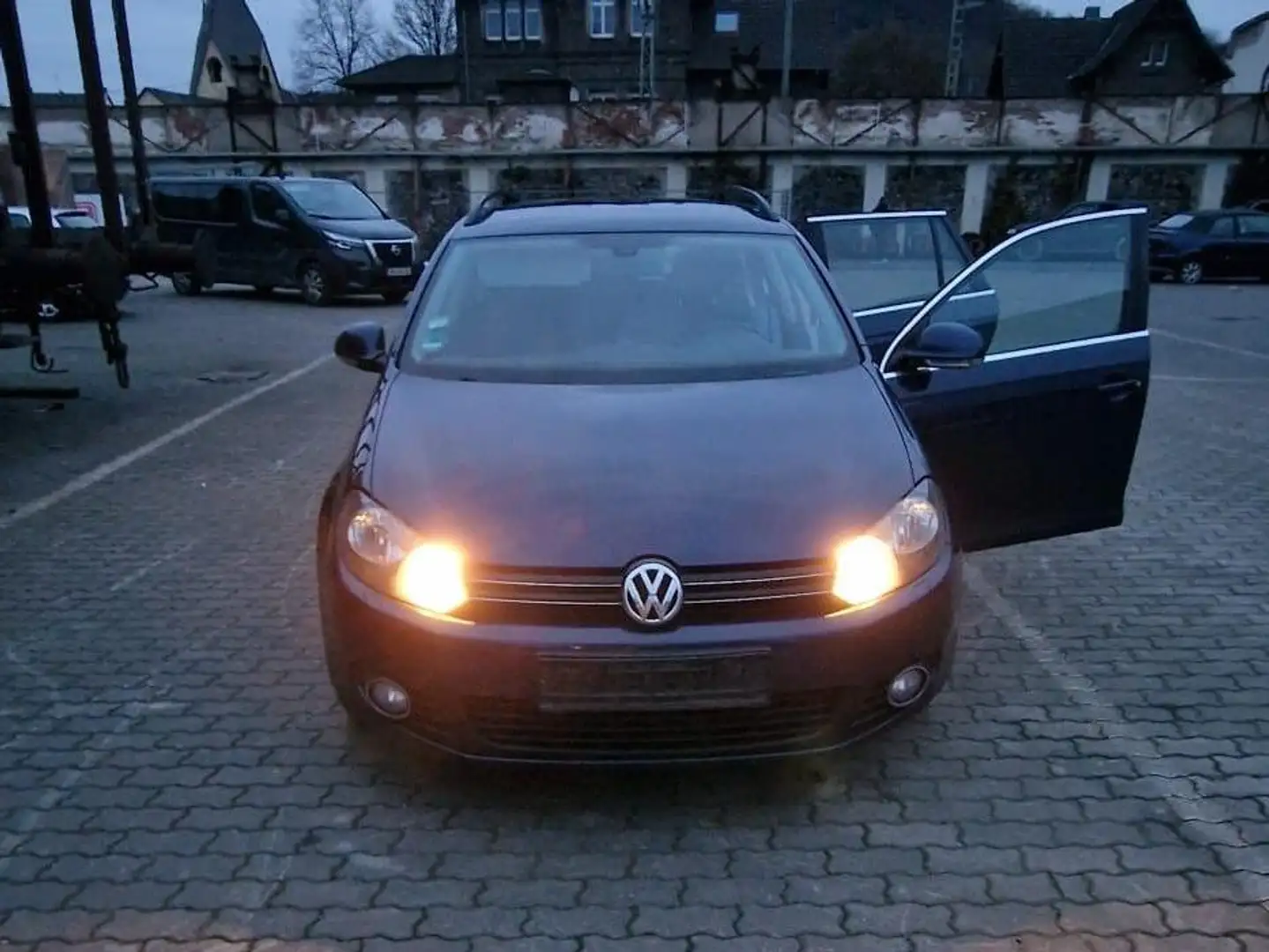 Volkswagen Golf Variant Golf VI Variant Diesel 2.0 TDI DPF DSG Comfortline Blau - 1