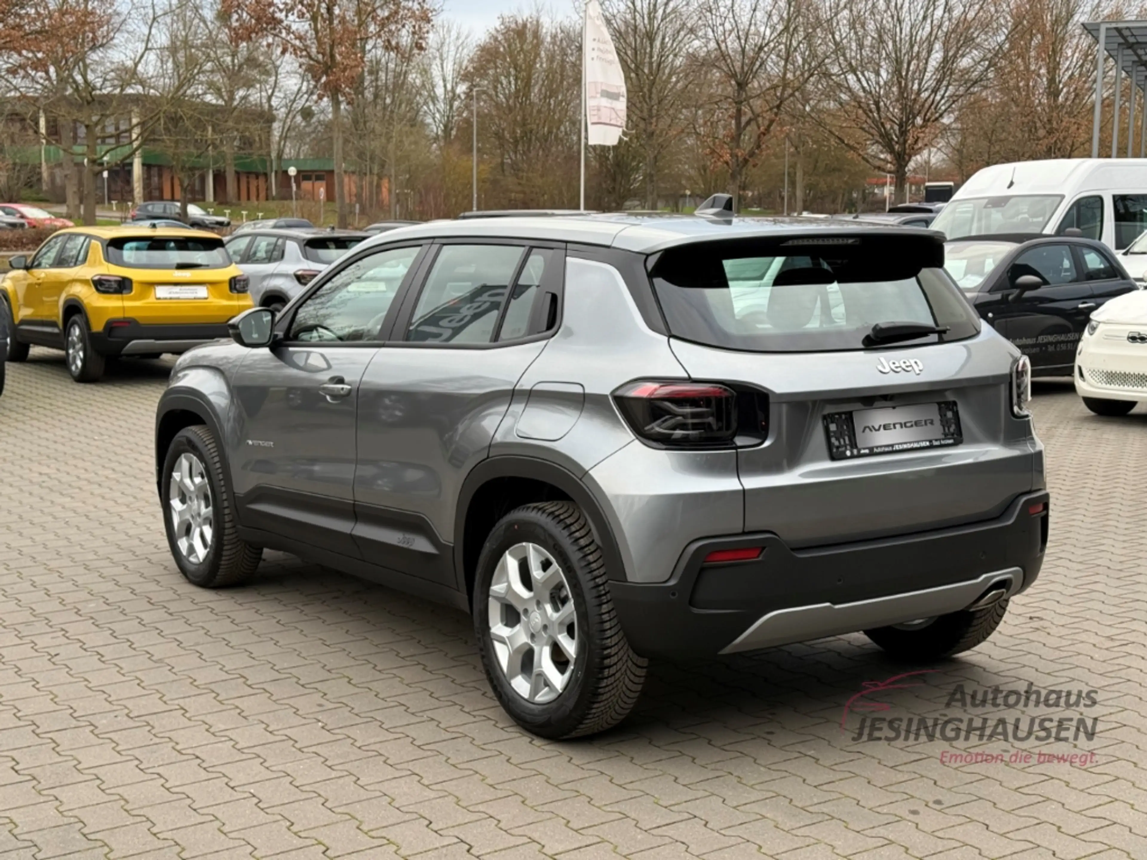 Jeep Avenger Altitude elek. Heckkl+Navi+RFK+Allwetter Navi LED — photo 7