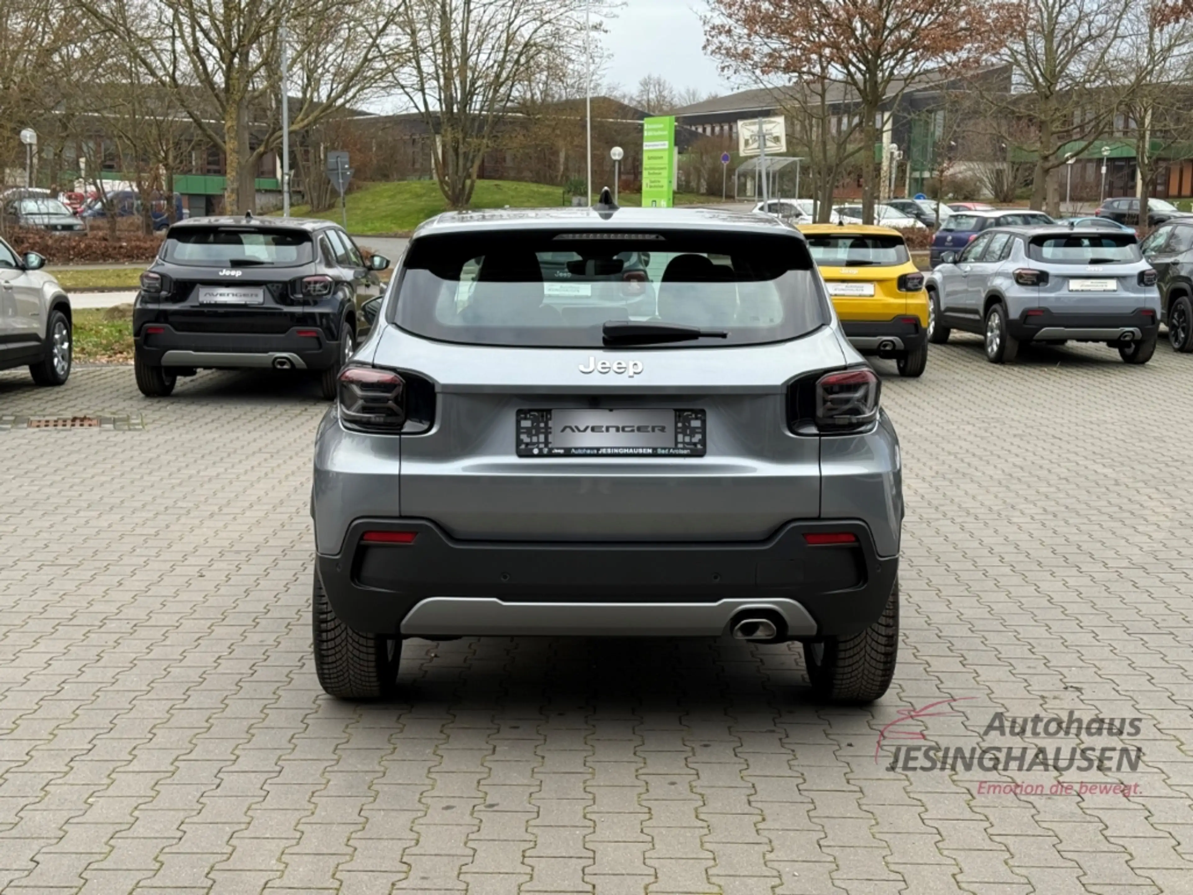 Jeep Avenger Altitude elek. Heckkl+Navi+RFK+Allwetter Navi LED — photo 6