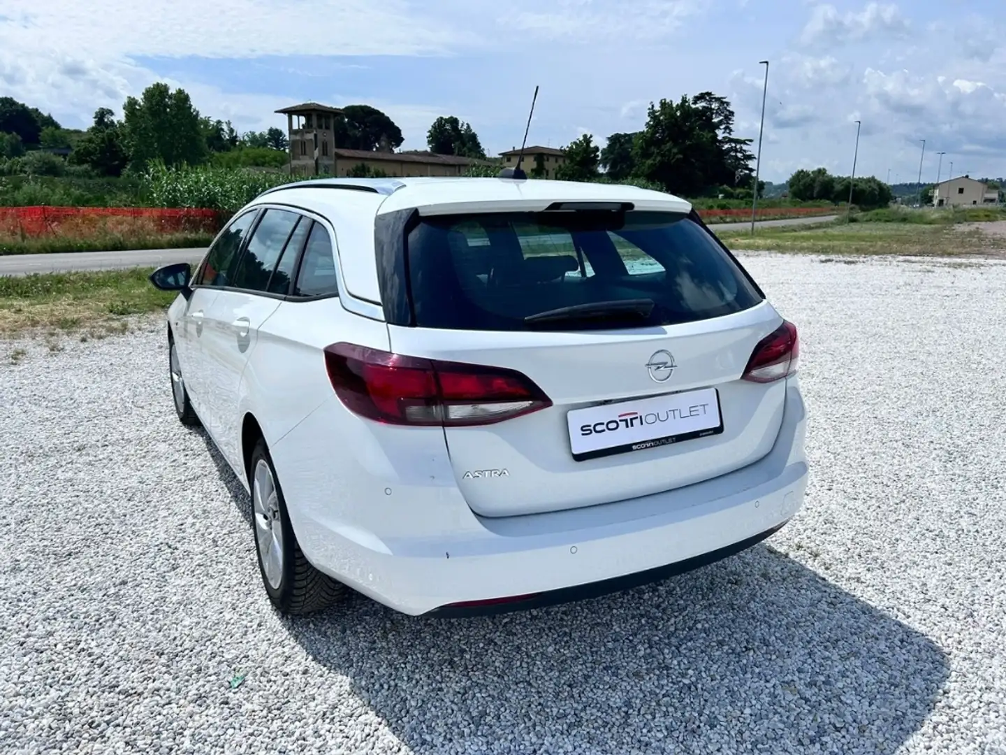 Opel Astra Sports Tourer 1.5 CDTI Business Elegance Bianco - 2