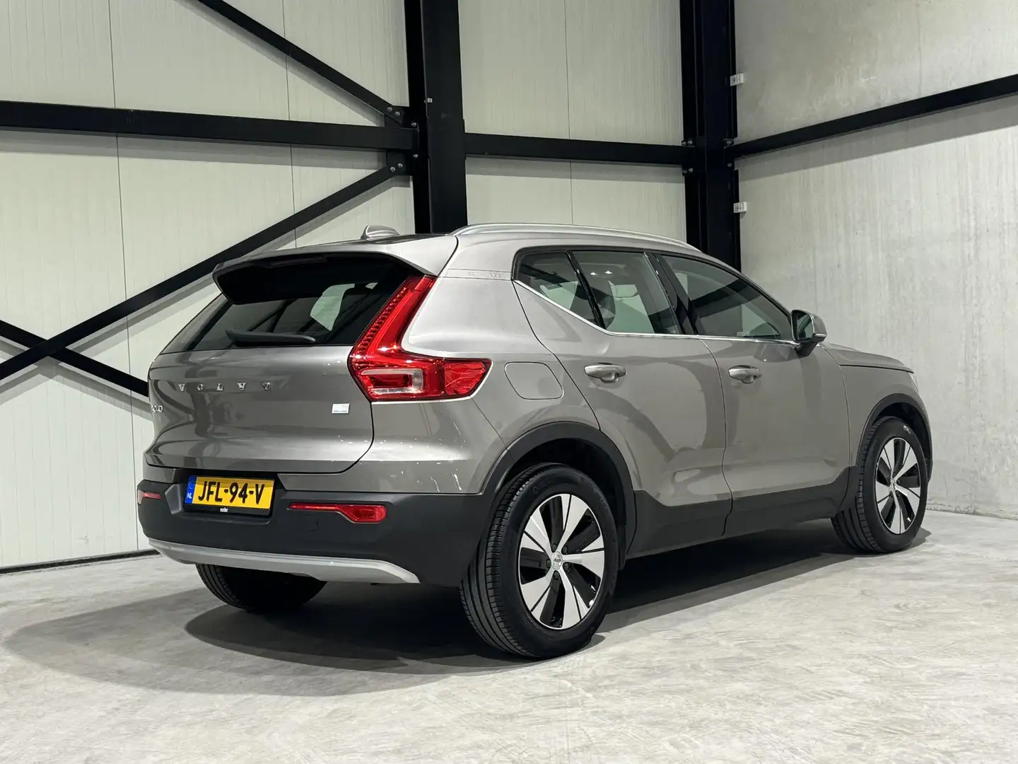 Volvo XC40 1.5 T4 Recharge Inscription Expression Aut. | navi Grigio - 2
