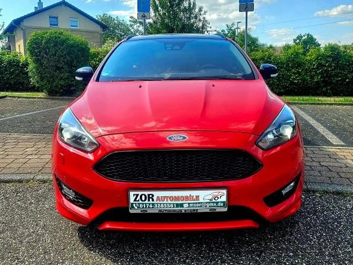 Ford Focus Sport *Xenon*18"Alu*Hu/Au neu*Scheckheft*8 fach* Rot - 2