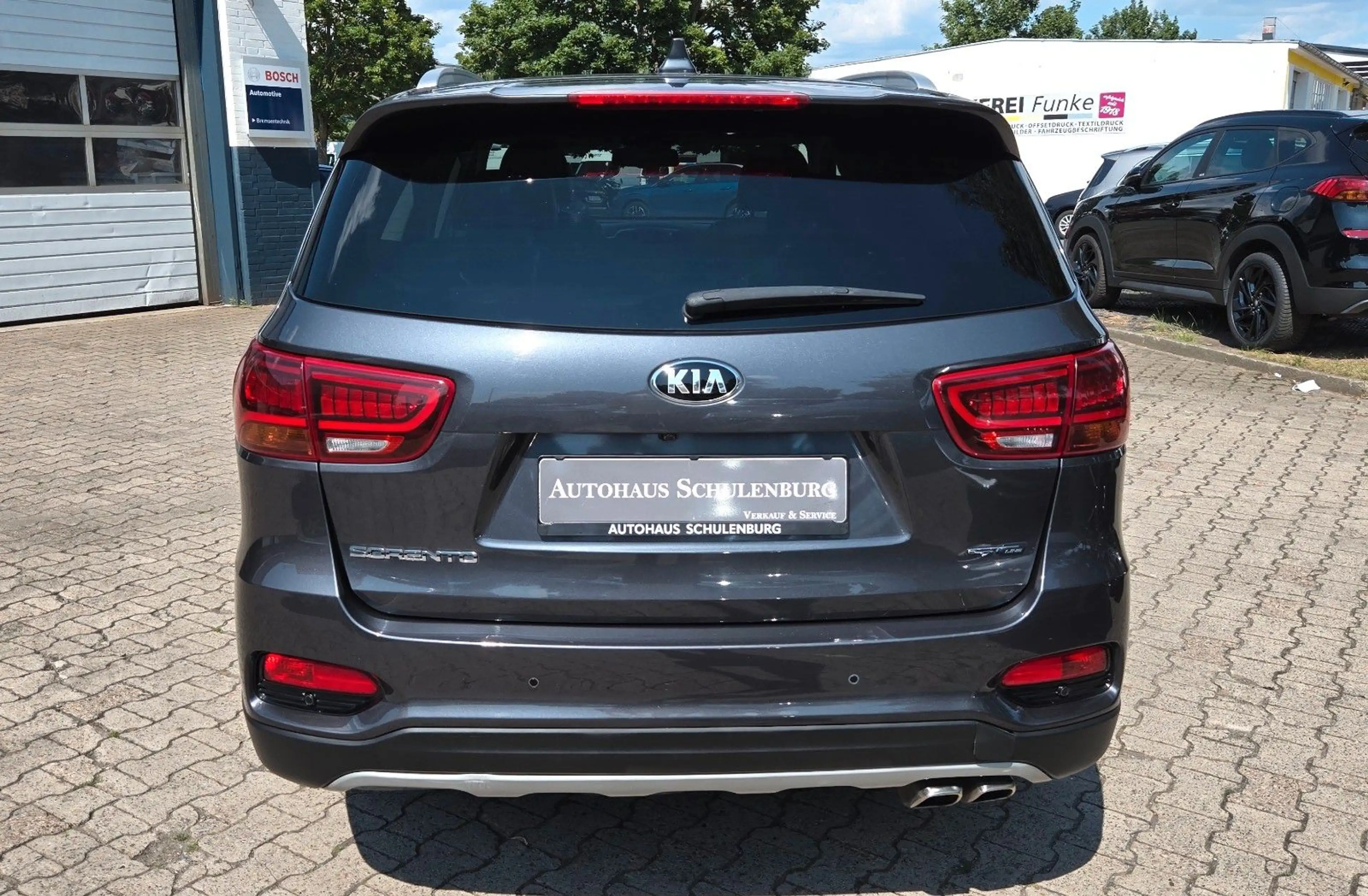 Kia Sorento GT-Line 4WD 360°-Kamera Panorama Head-Up — photo 7