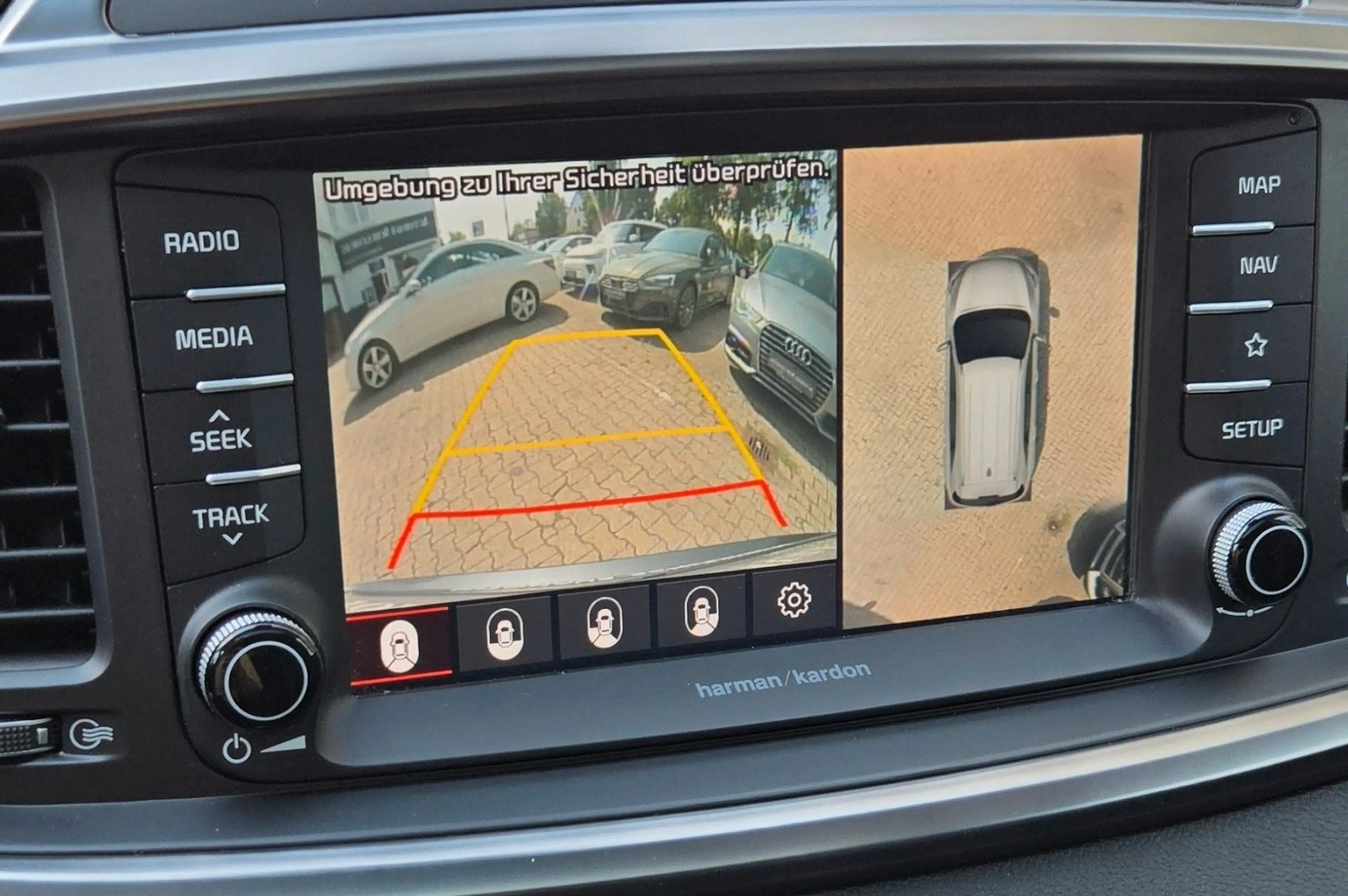 Kia Sorento GT-Line 4WD 360°-Kamera Panorama Head-Up — photo 11