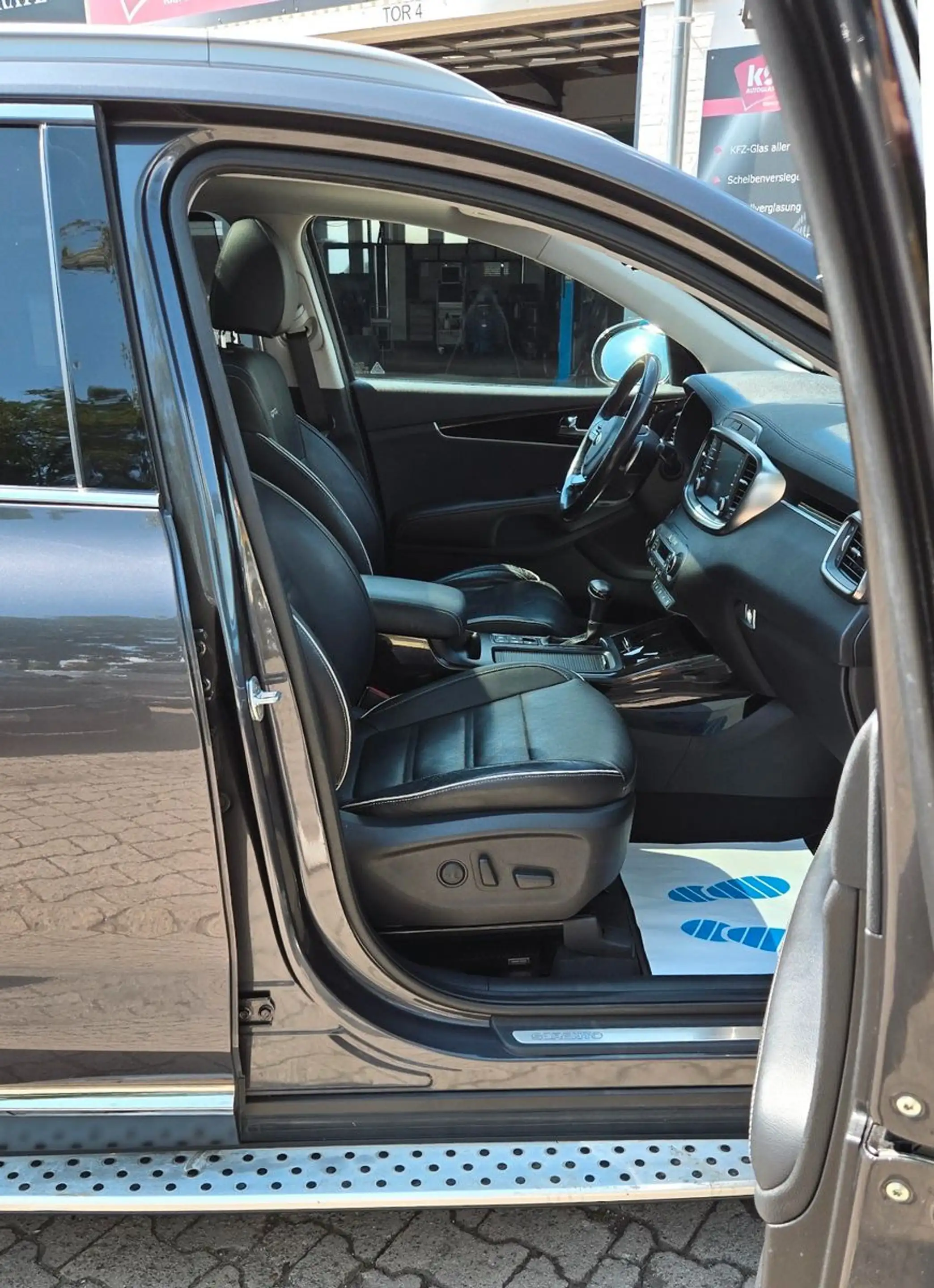 Kia Sorento GT-Line 4WD 360°-Kamera Panorama Head-Up — photo 12