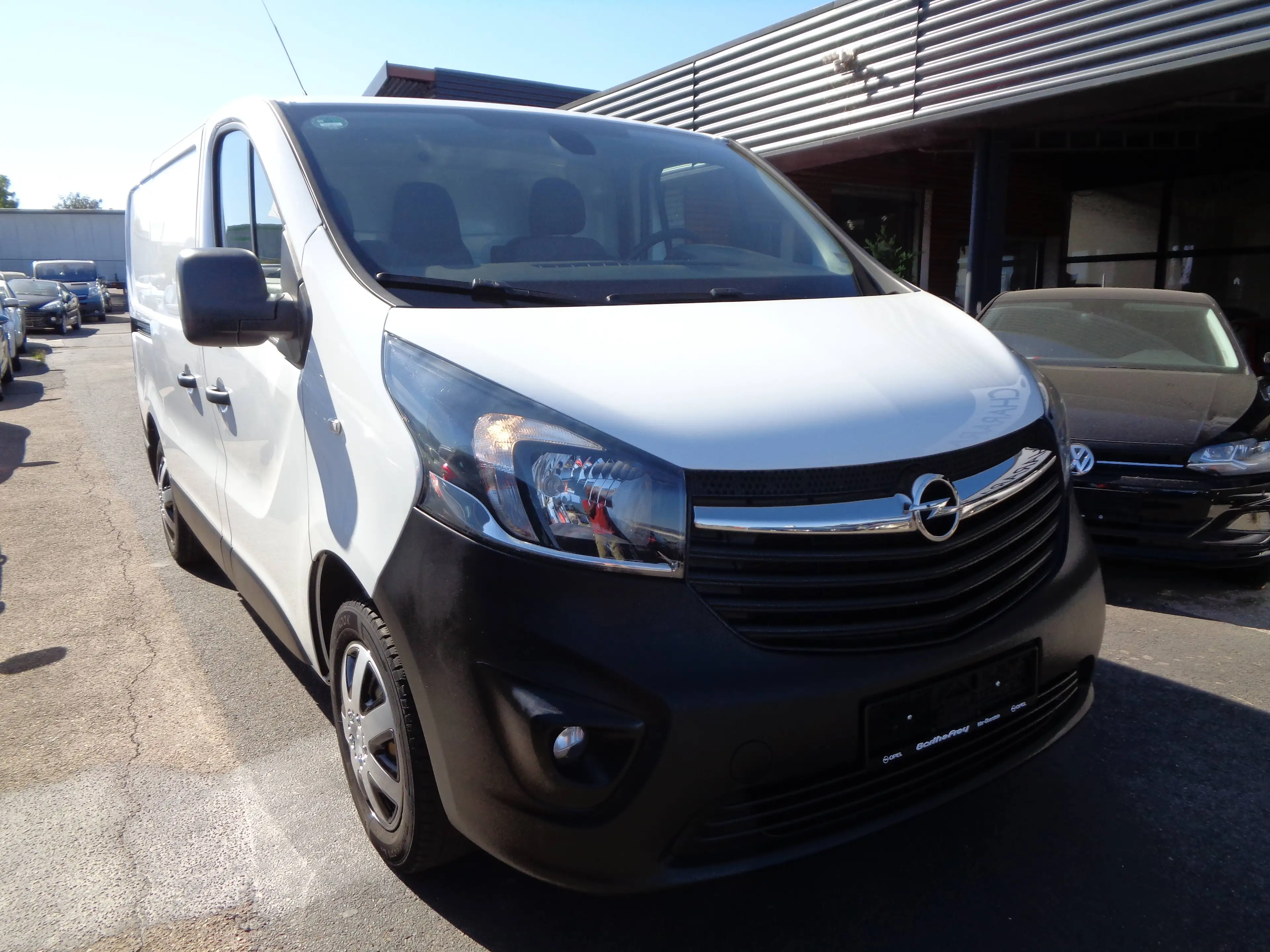 Opel Vivaro Kasten L1H1 2,7t°Klima°Bluetooth°Tempomat°1.Hand° — photo 6
