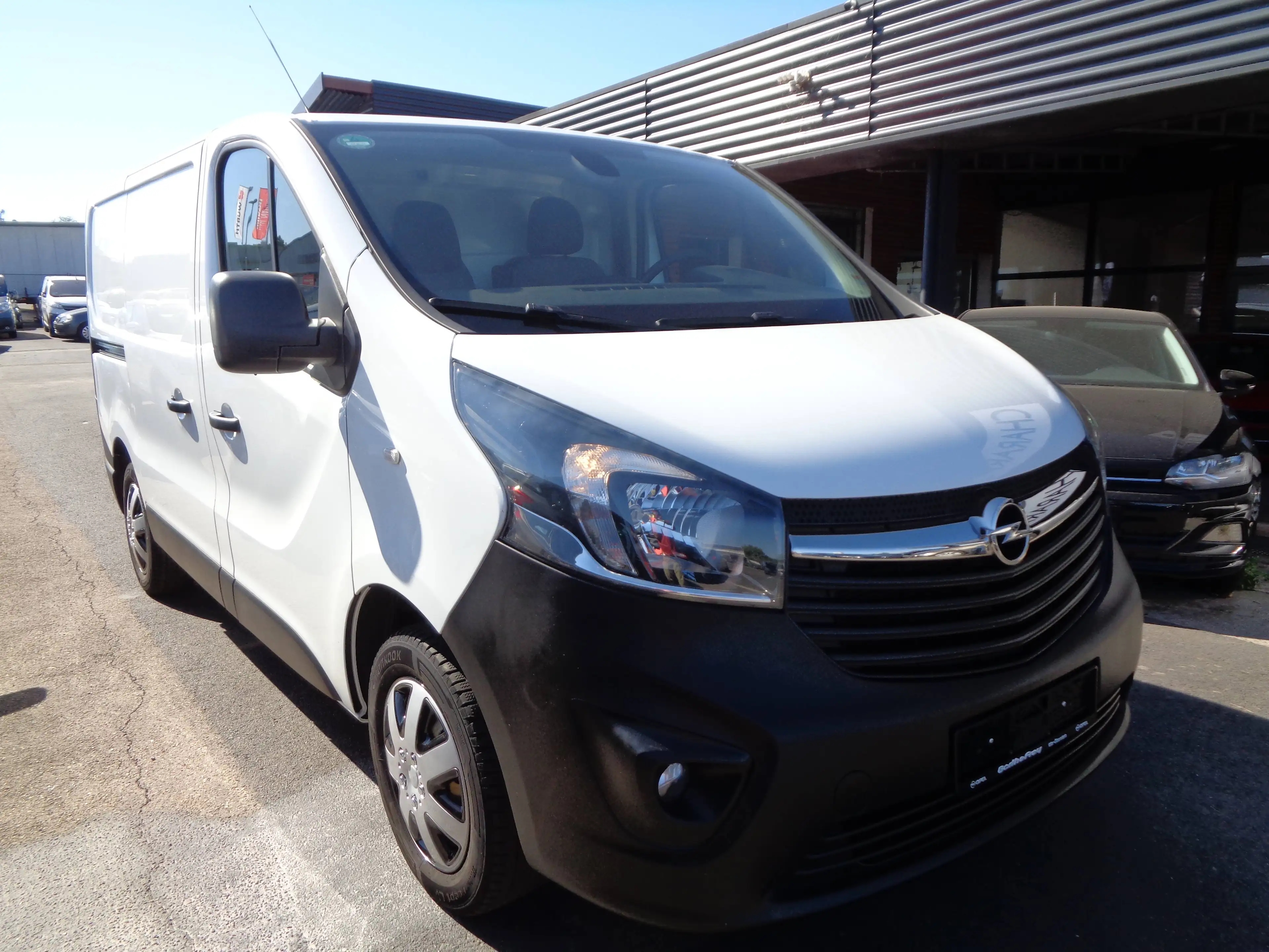 Opel Vivaro Kasten L1H1 2,7t°Klima°Bluetooth°Tempomat°1.Hand° — photo 5