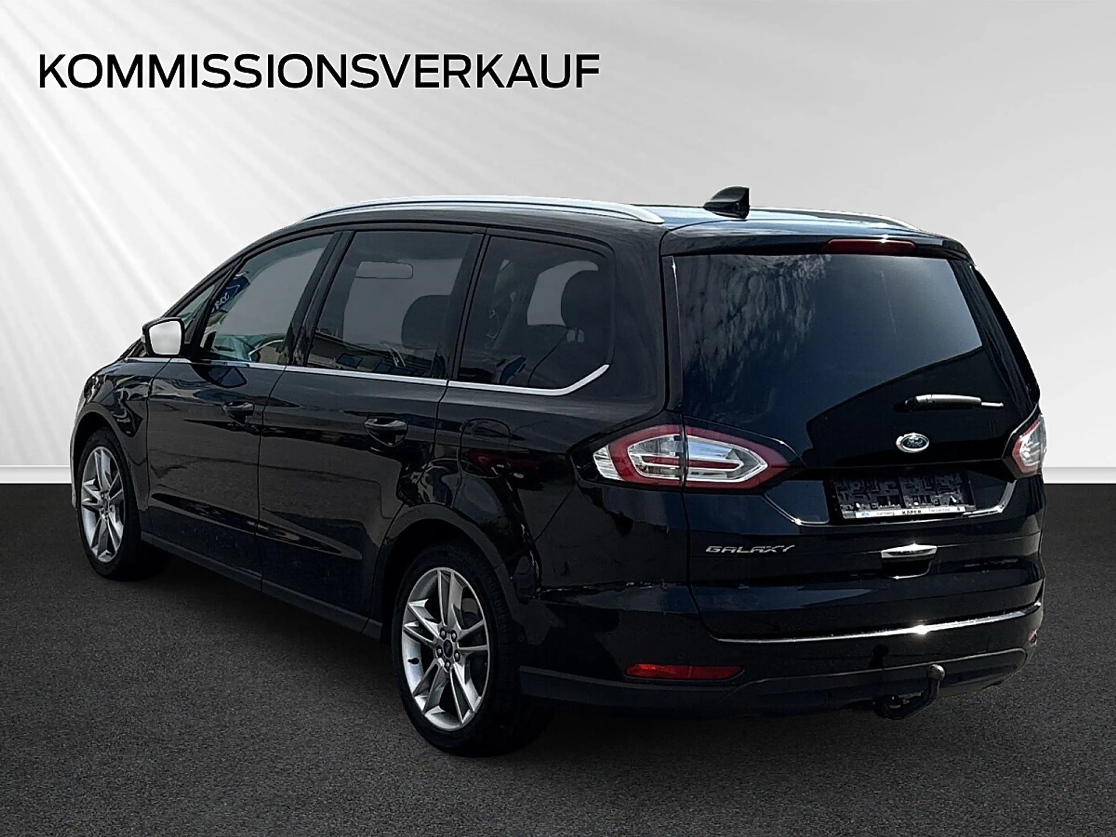 Ford Galaxy 2,5 Duratec Hybrid Titanium Aut. — photo 8