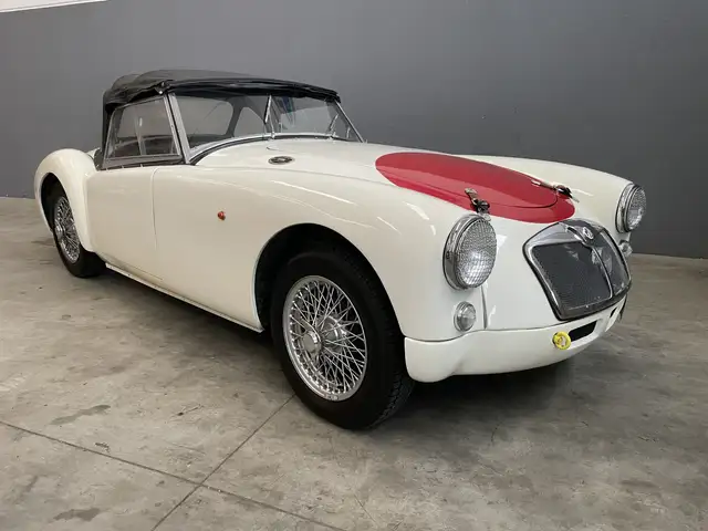 MG MGA
