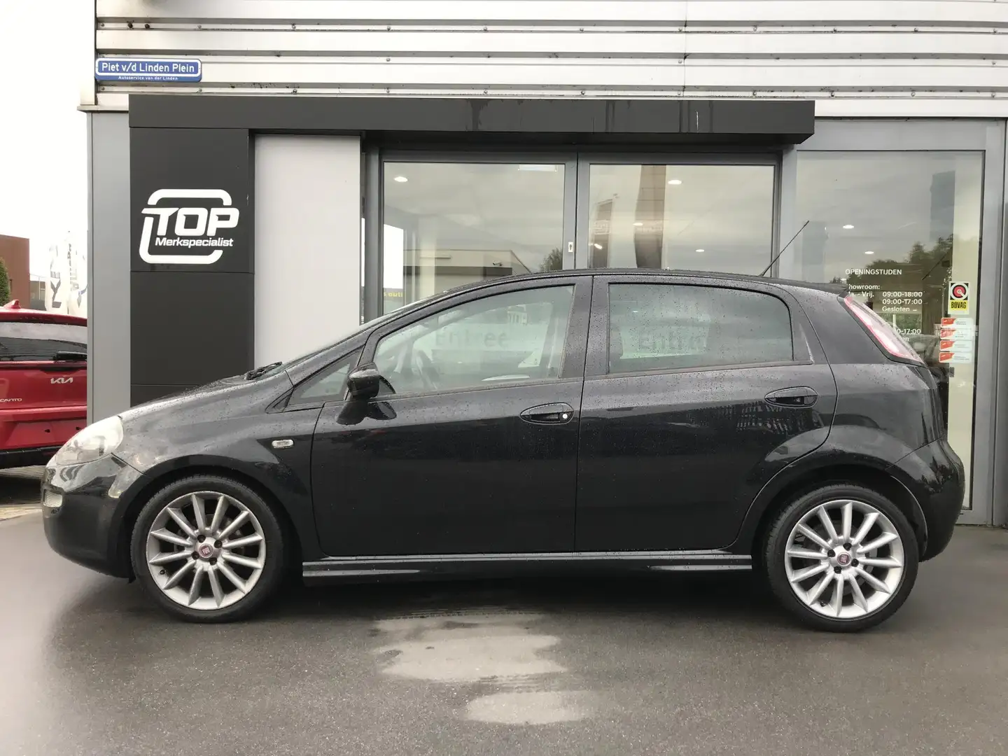 Fiat Punto Evo 0.9 TwinAir Sport Zwart - 2