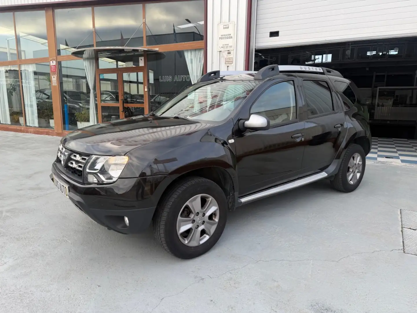 Dacia Duster 1.5dCi Laureate 4x2 110 Negro - 1