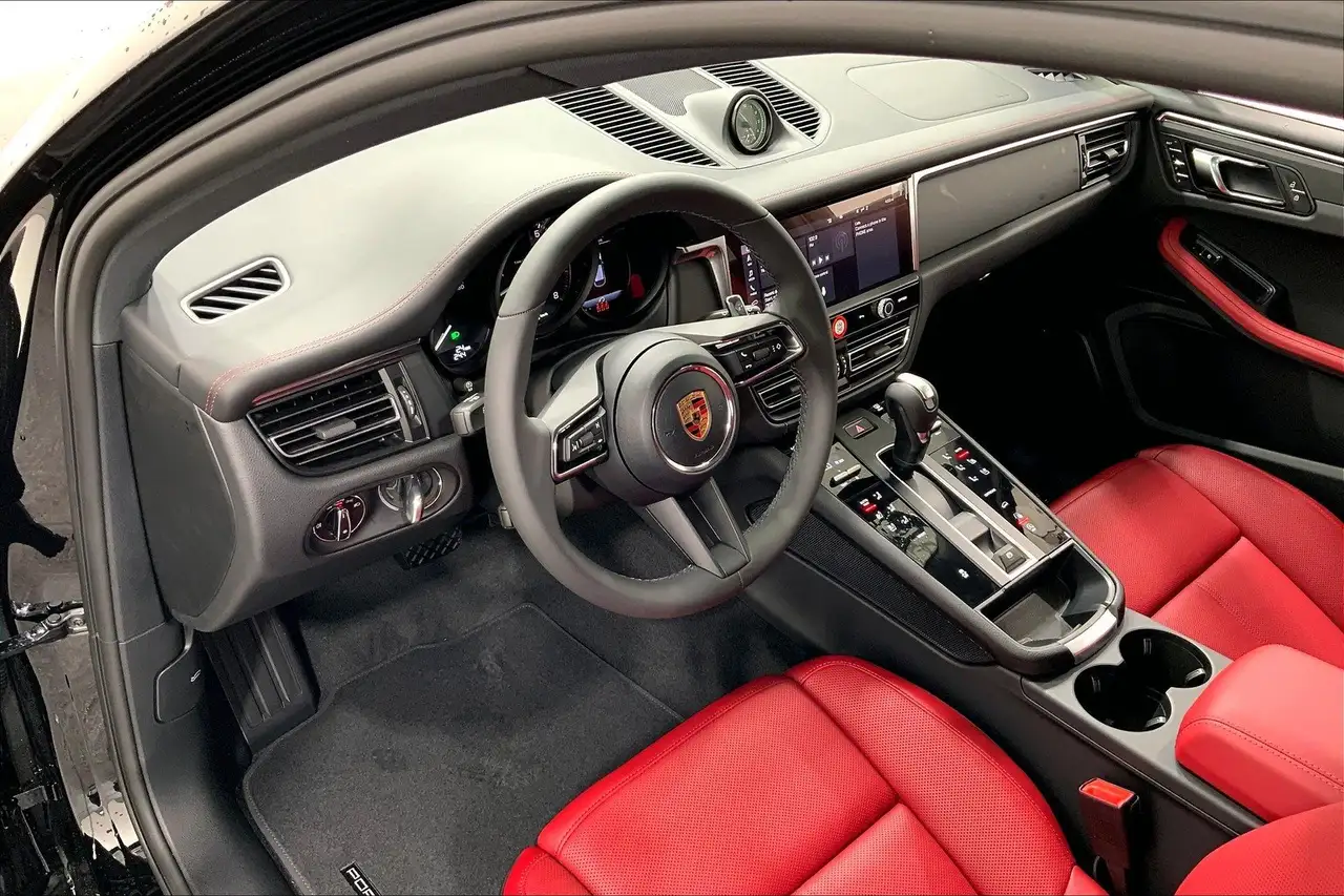 Porsche Macan снимка Porsche Macan