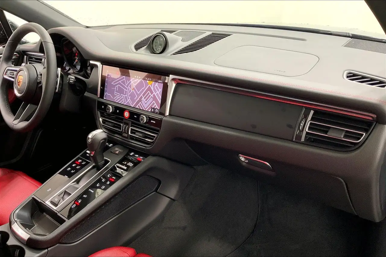Porsche Macan снимка Porsche Macan