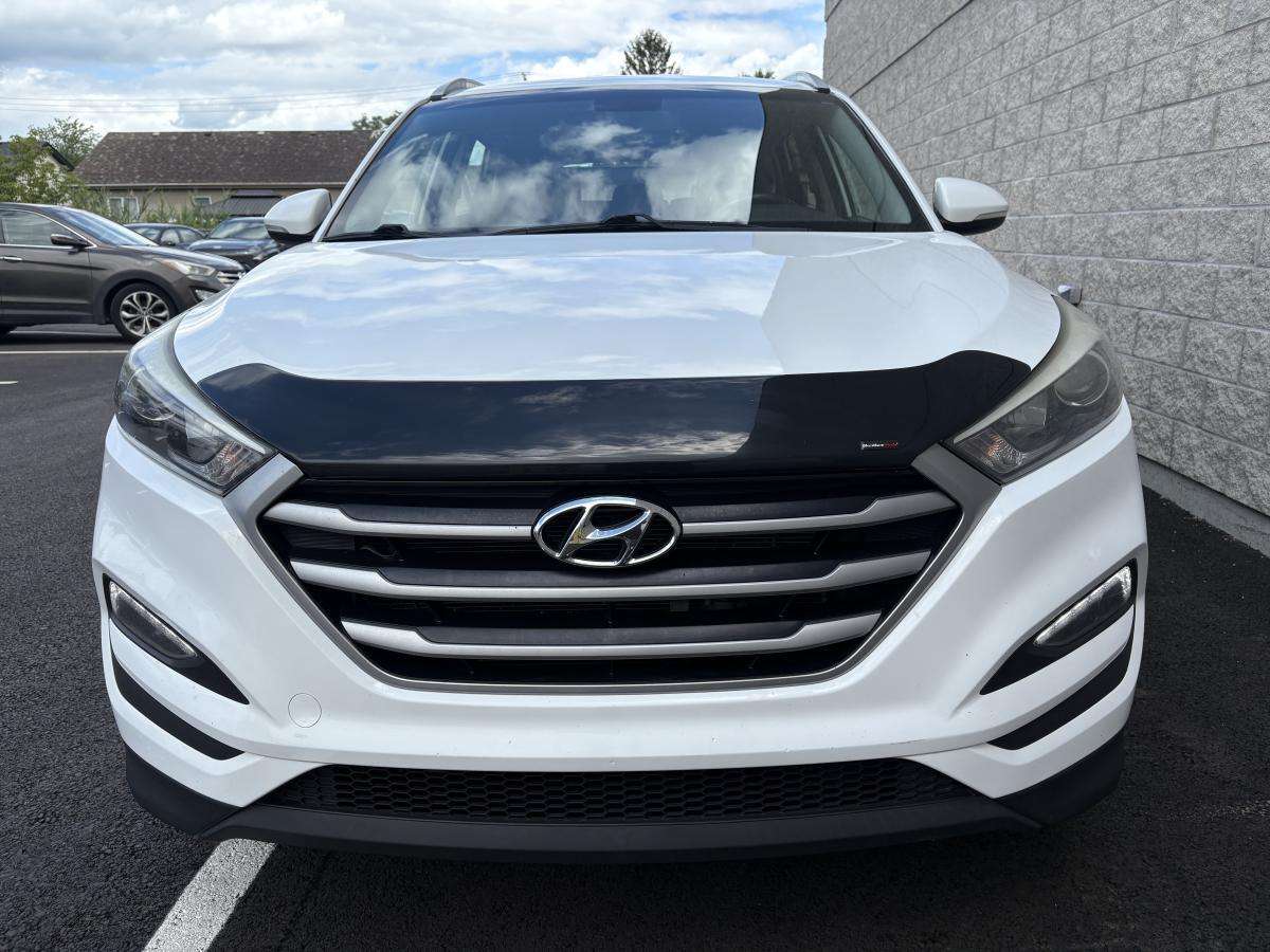 2018 Hyundai Tucson 2.0L Premium AWD air climatisé vitre electriques — снимка 1