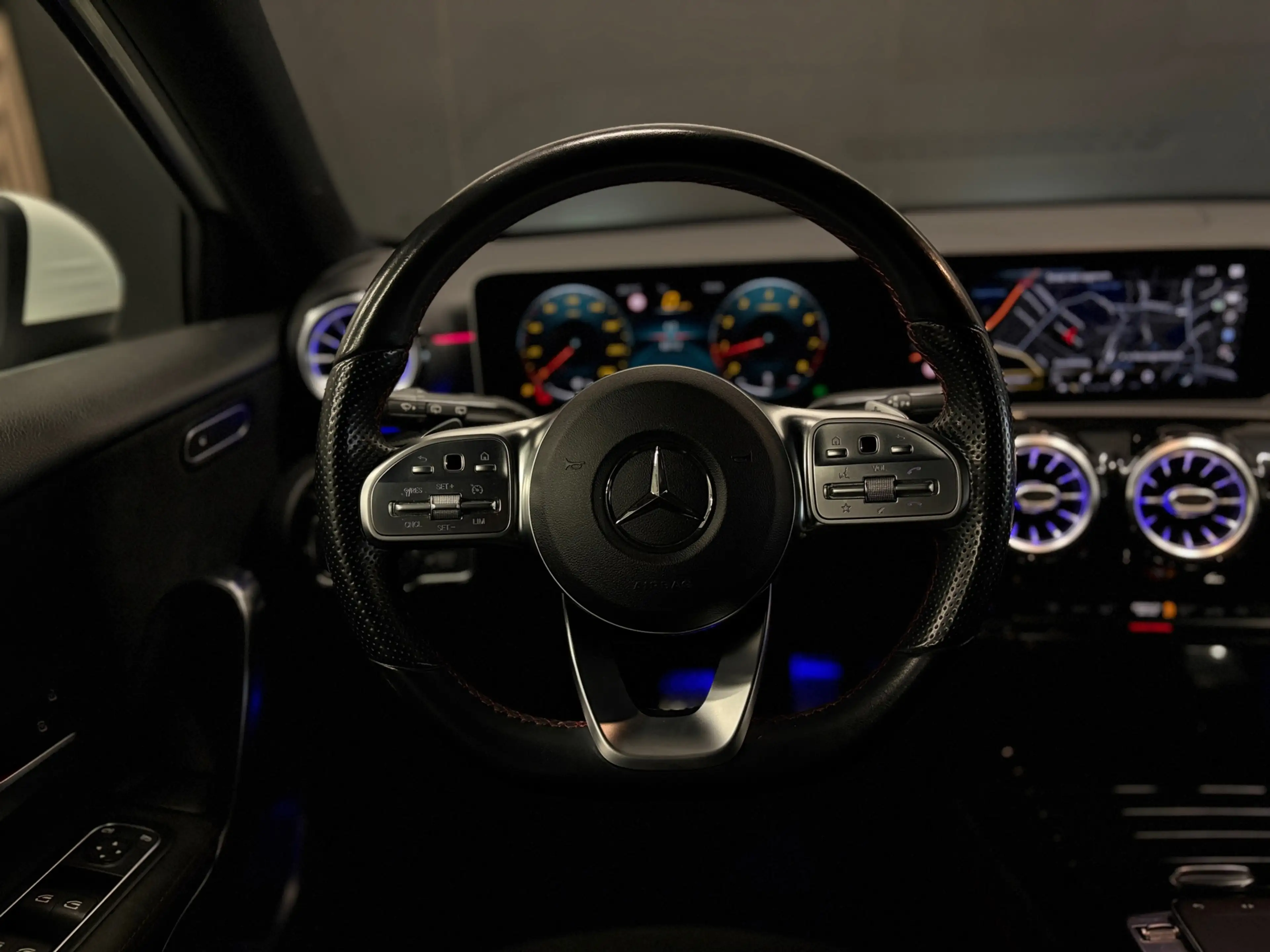 Mercedes-Benz A 200 AMG Sfeer Stoelverwarming 12 mnd garantie — photo 11