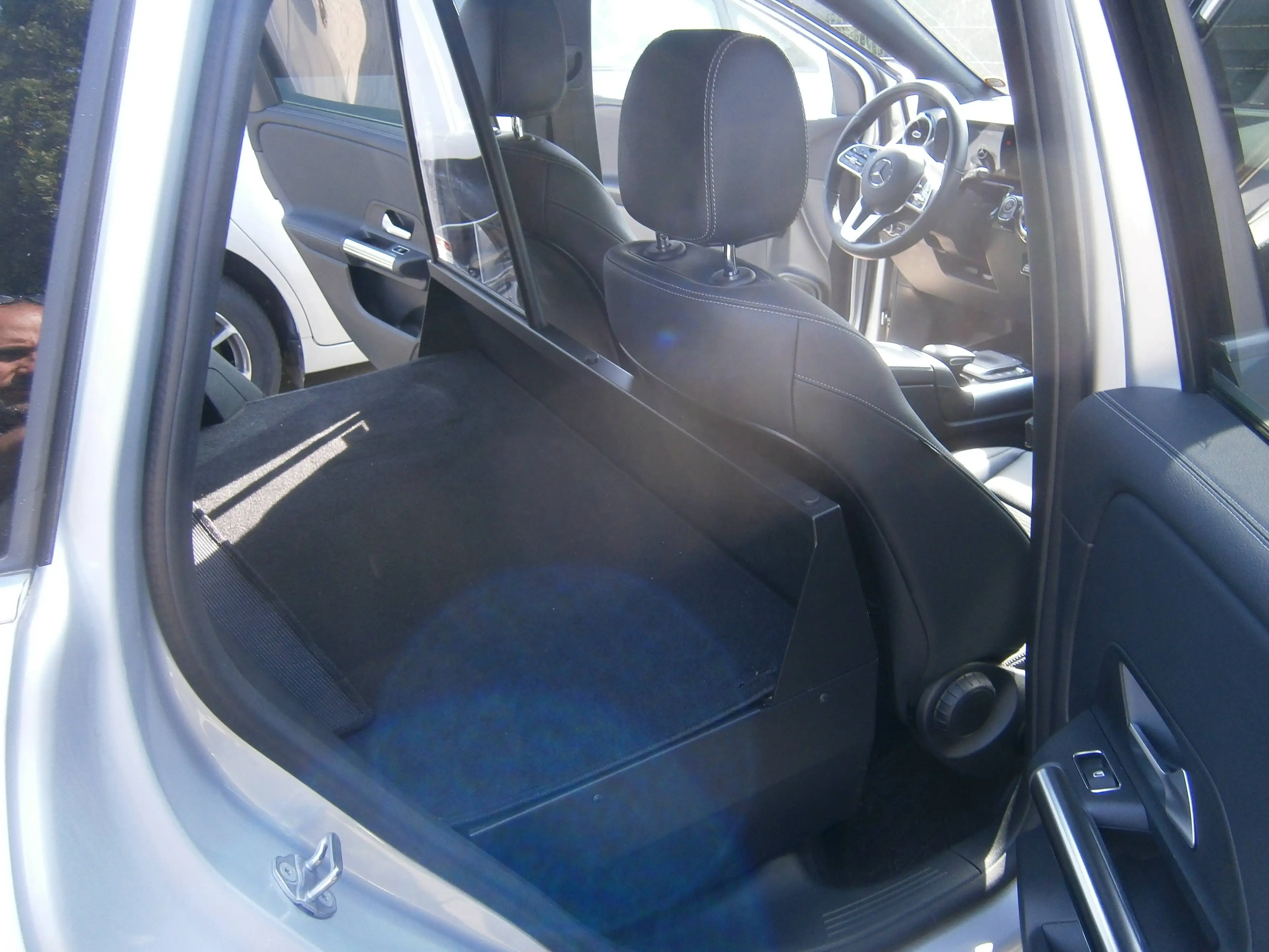 Mercedes-Benz B 200 B 200 d (247.012) — photo 9