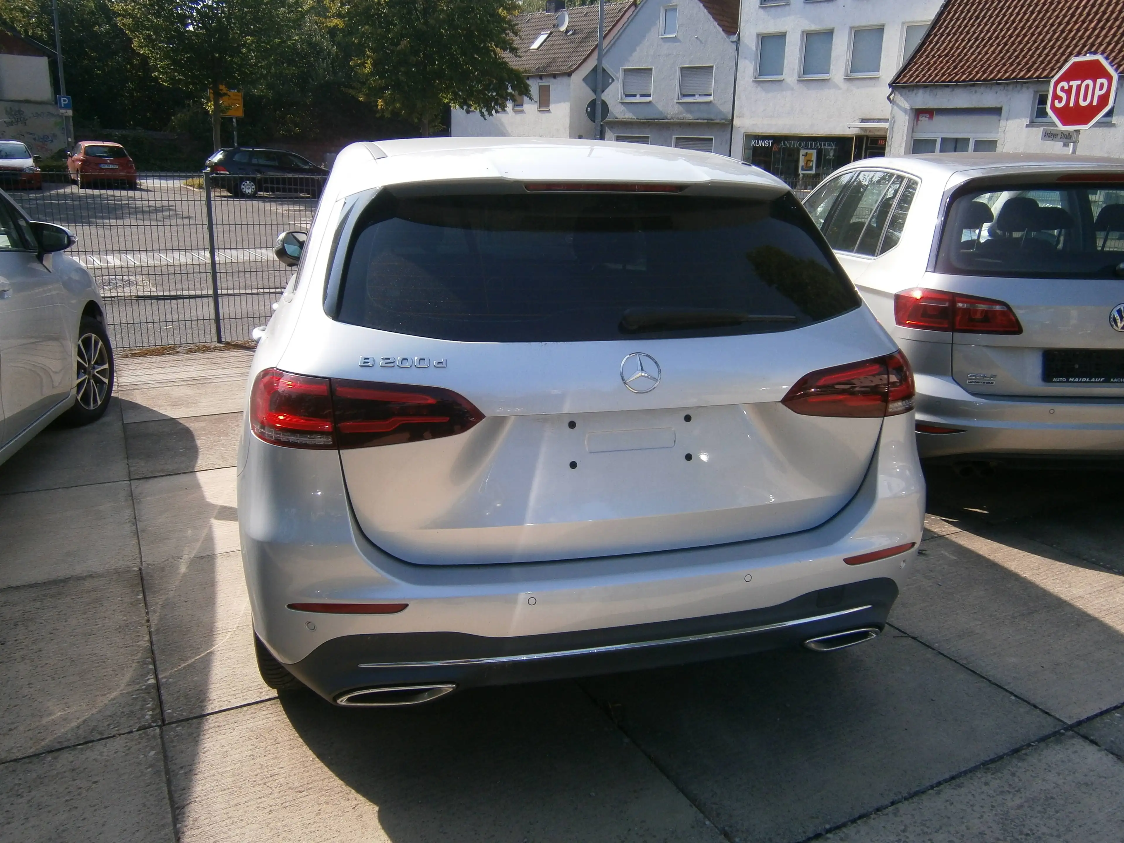 Mercedes-Benz B 200 B 200 d (247.012) — photo 3