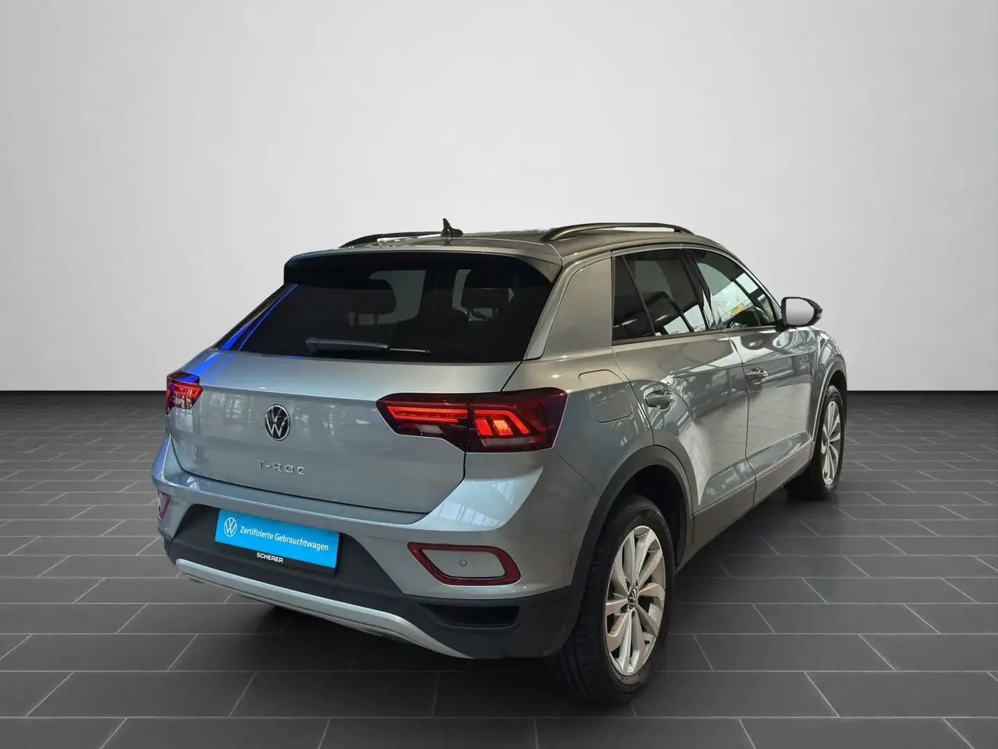 Volkswagen T-Roc Life 1.5 TSI PARK ASSIST REAR VIEW KEYLESS Silber - 2