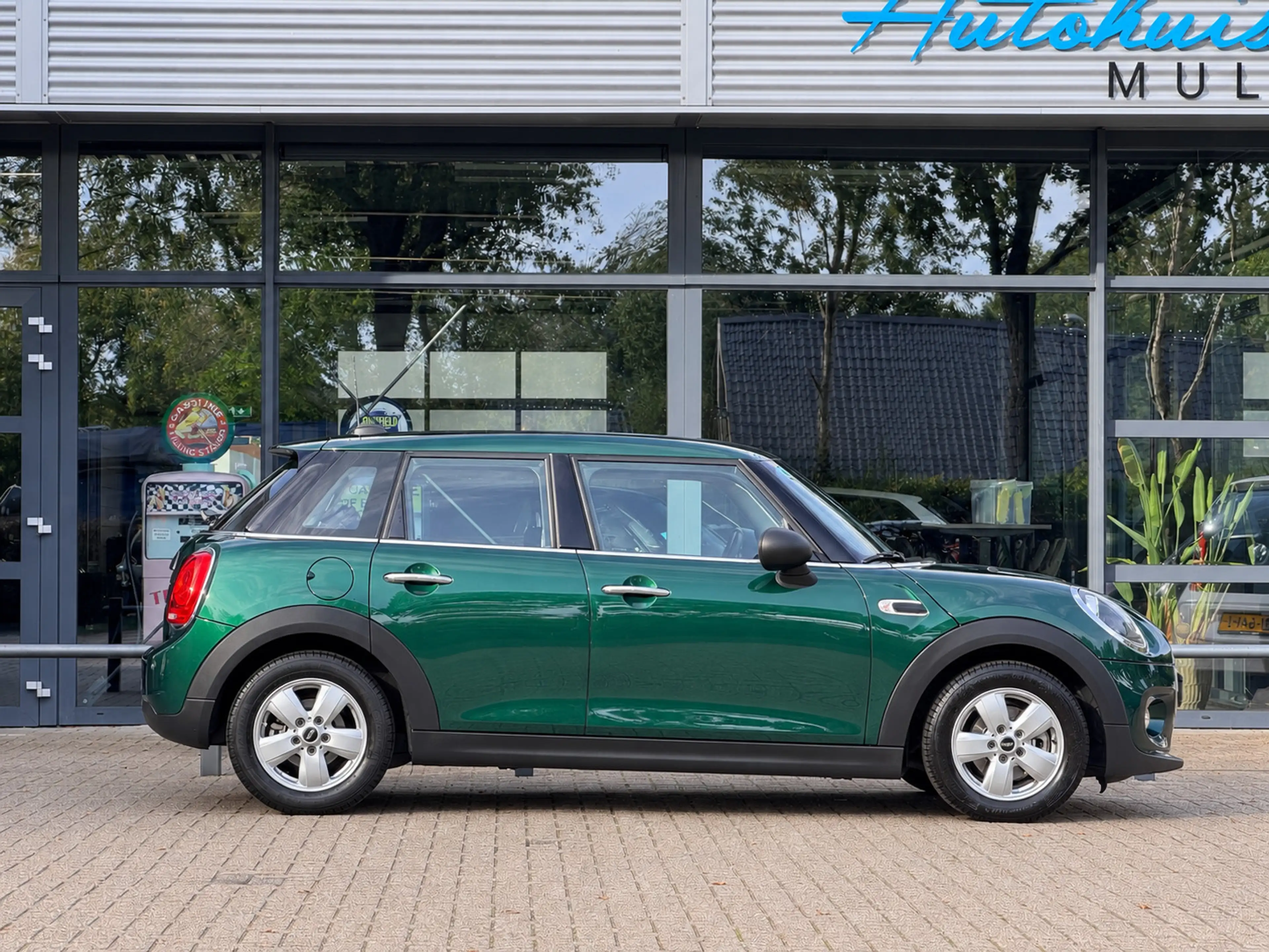 MINI One 5-Deurs 1.5 | Airco | Navigatie | 5DRS | PDC | Dea — photo 13