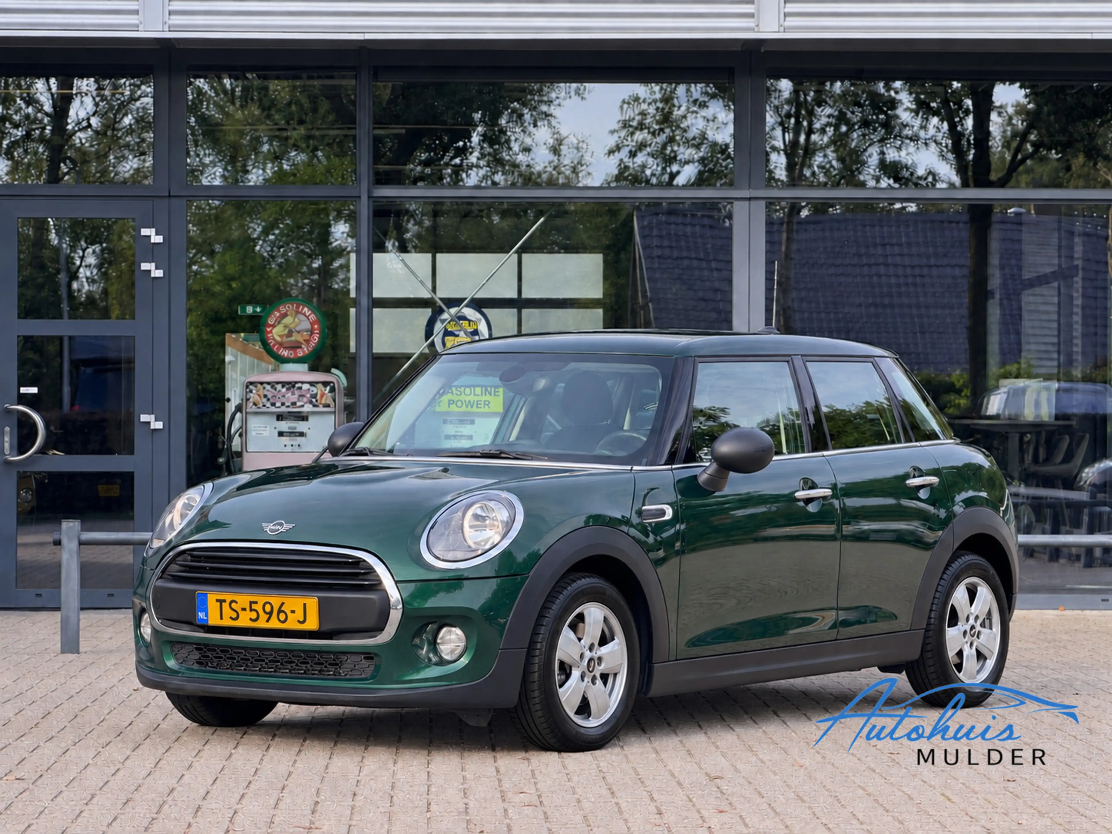MINI One 5-Deurs 1.5 | Airco | Navigatie | 5DRS | PDC | Dea