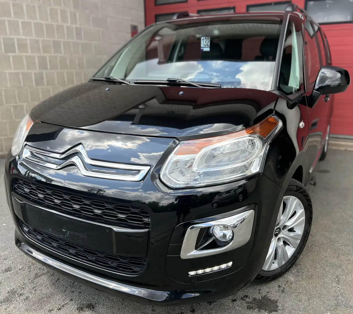 Citroen C3 Picasso 1.2 PureTech Exclusive + CLIM + NAVI + CAR-PASS Noir - 1