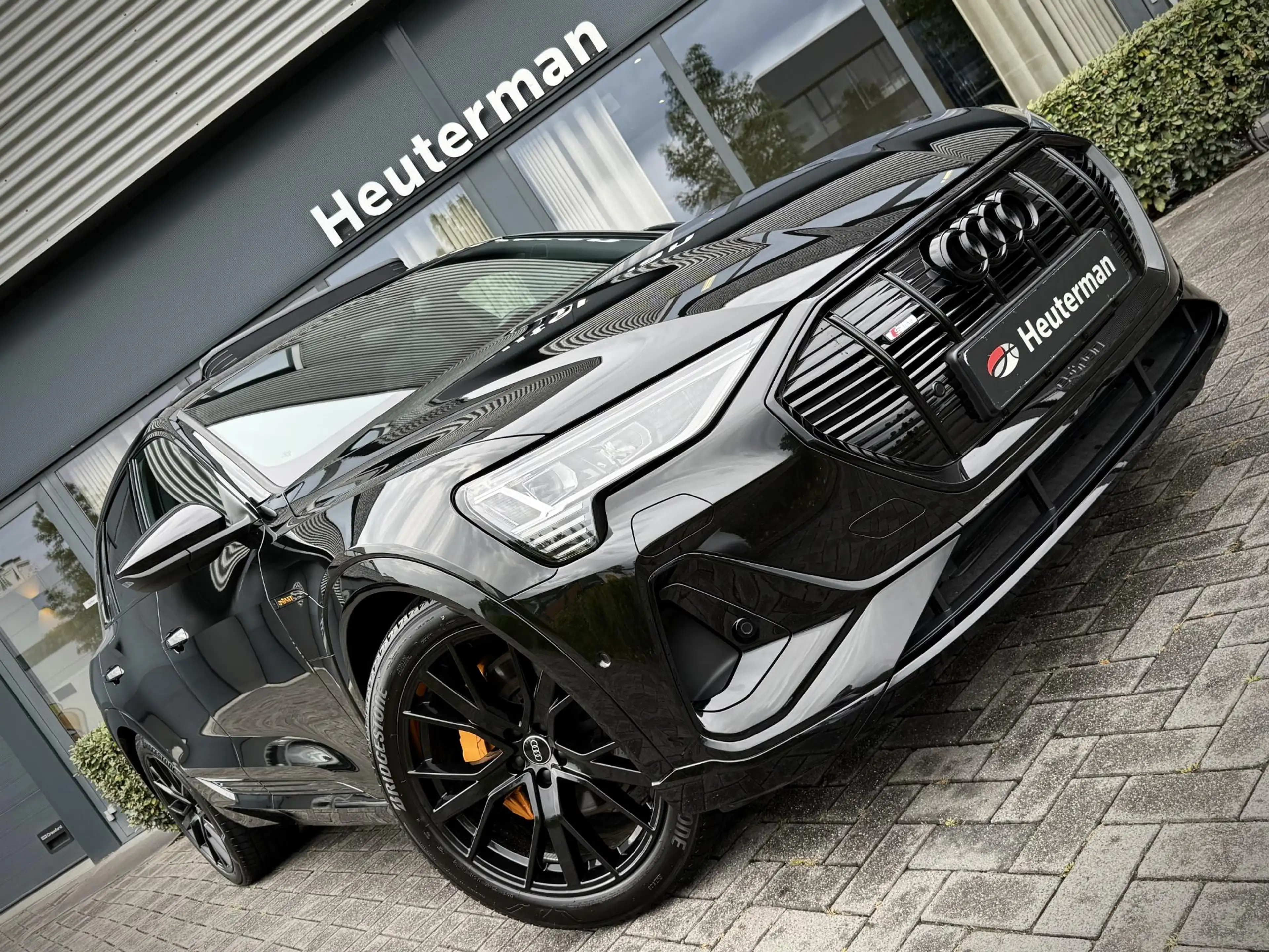 Audi e-tron 55 quattro S Line Black Edition/Pano/ B&O/97%SOH — photo 9
