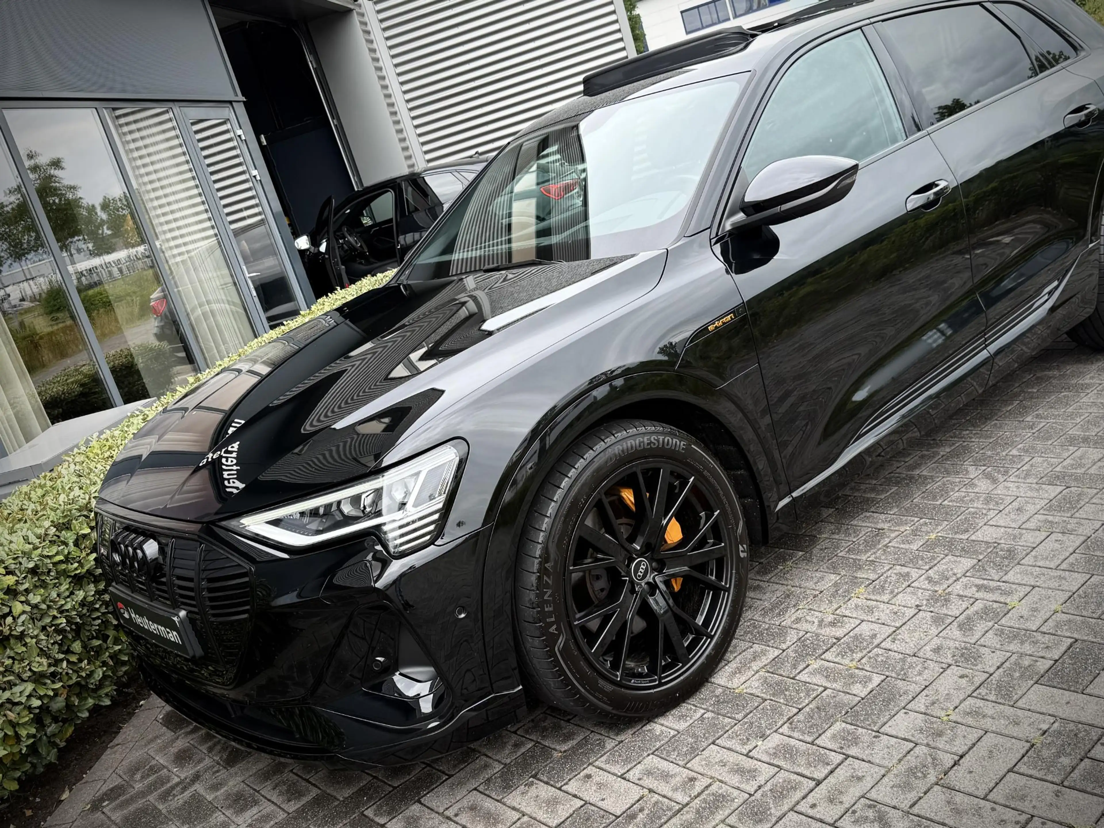 Audi e-tron 55 quattro S Line Black Edition/Pano/ B&O/97%SOH — photo 14