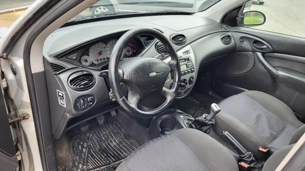 Ford Focus 1.6i 16v Ghia, foto 5