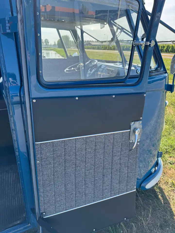 Volkswagen Transporter T1 crewcab splitwindow, foto 11