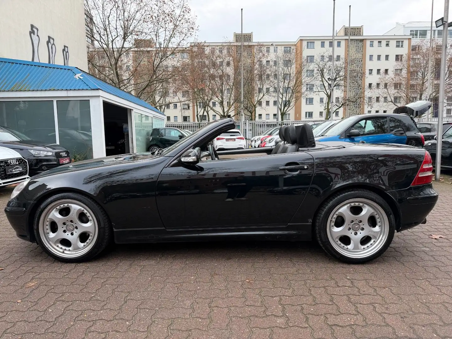Mercedes-Benz SLK 230 ROADSTER*BRABUS*LEDER*SHZ*XENON*KLIMA* Schwarz - 2