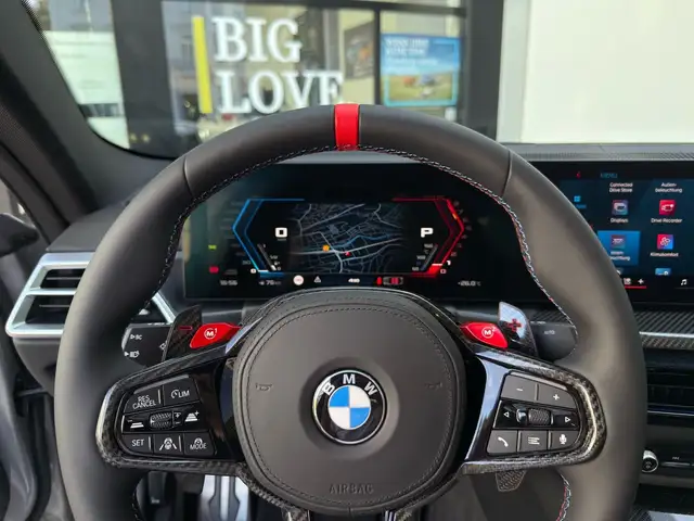 BMW M4 view 5