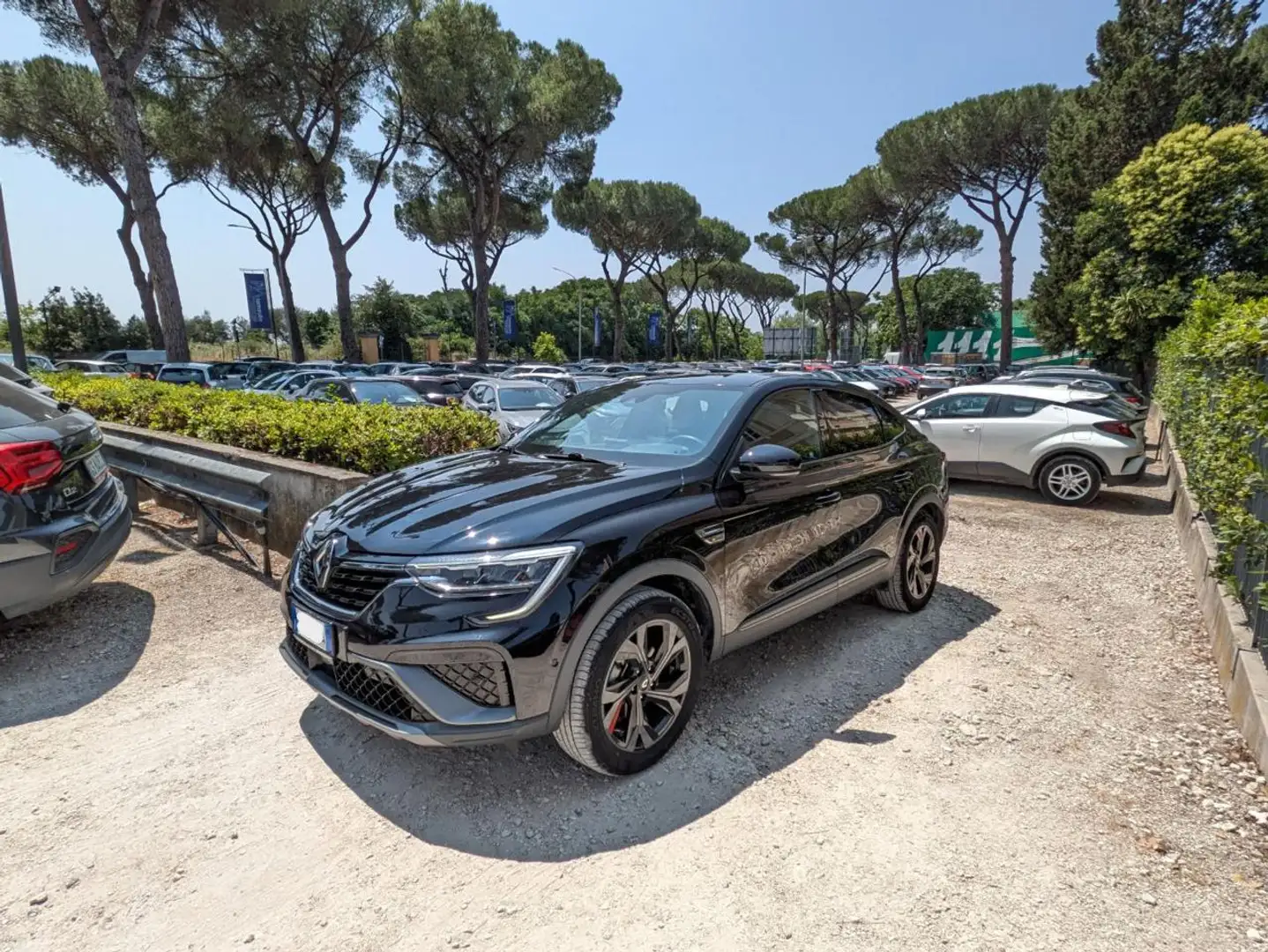 Renault Arkana HYBRID RS LINE 1.6cc 145cv(94cv) E-TECH SAFETYPACK Schwarz - 1