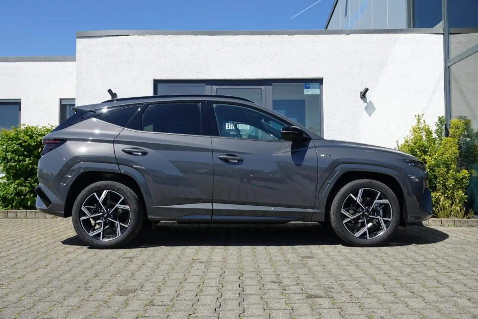 Hyundai TUCSON N-Line Shift-by-Wire/el.Sitze+HKlappe/AHK Šedá - 2