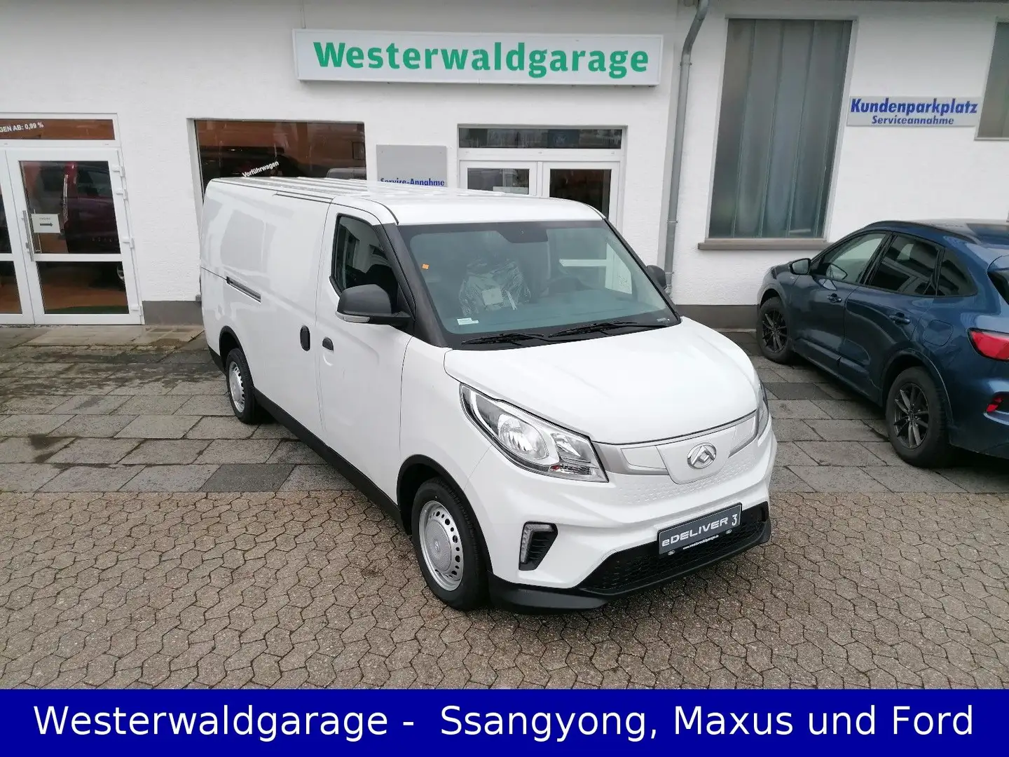 Maxus E-Deliver 3 L2 Kasten Lang 50kWh Weiß - 1