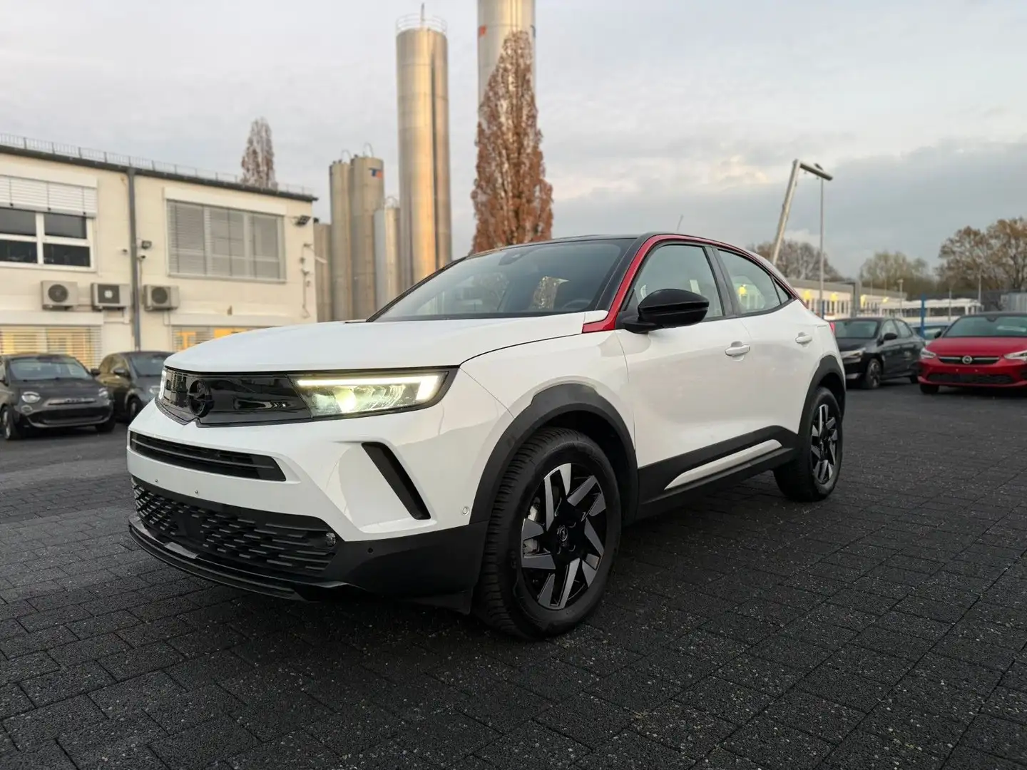 Opel Mokka-E GS Line Weiß - 1