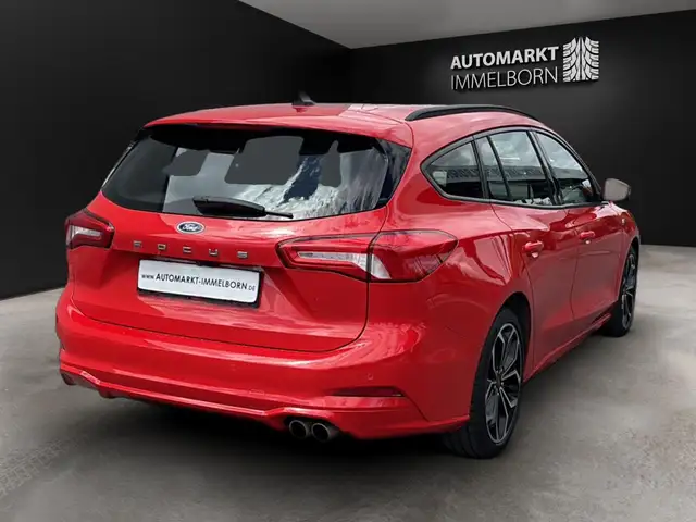 Ford Focus view 6