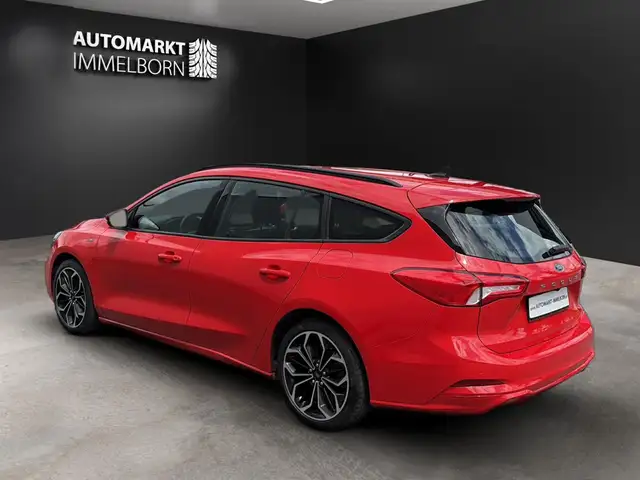 Ford Focus view 8