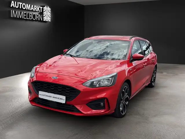 Ford Focus view 3