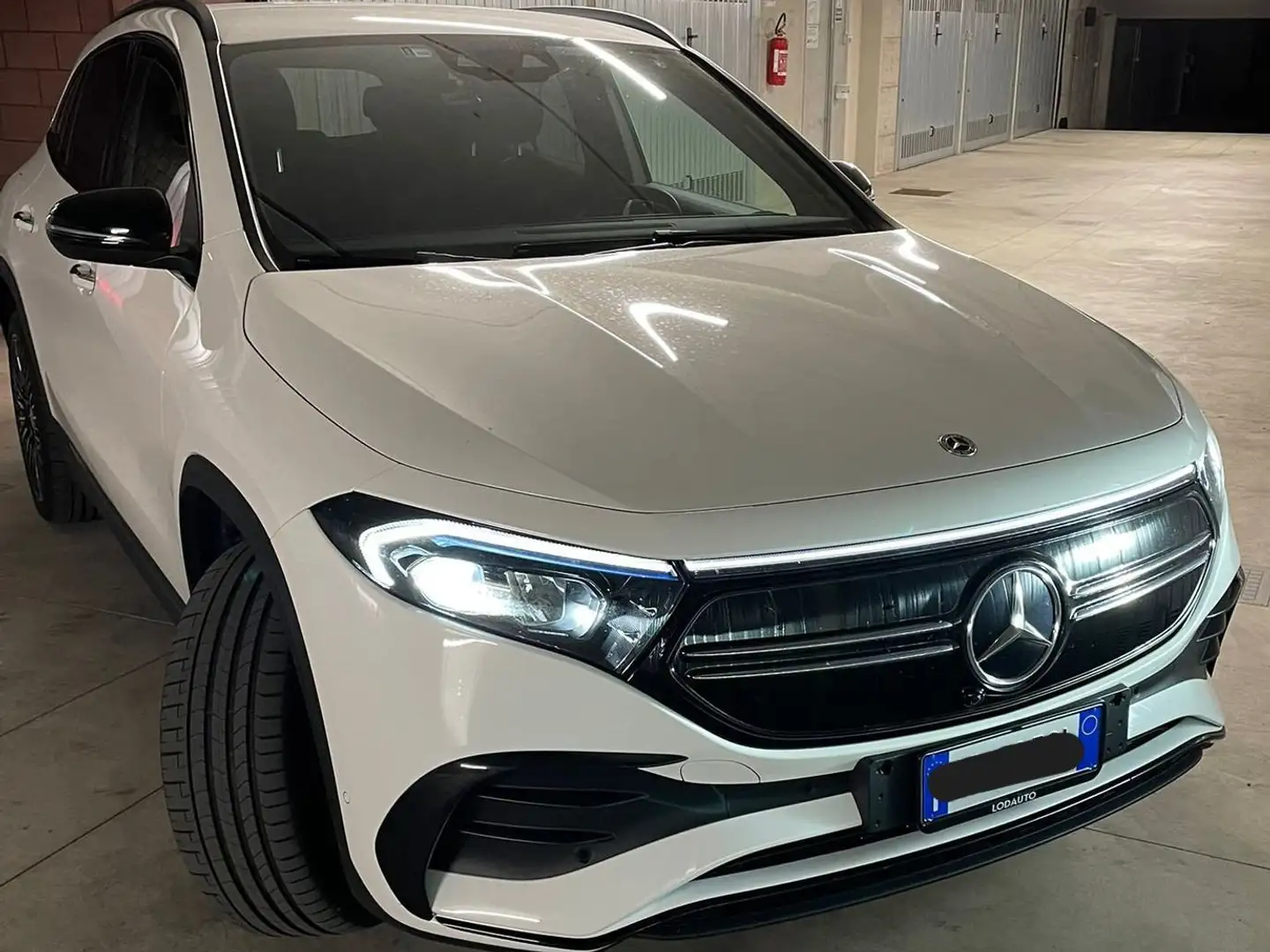 Mercedes-Benz EQA 250 EQA - H243 2021 250+ Premium Plus Bianco - 1