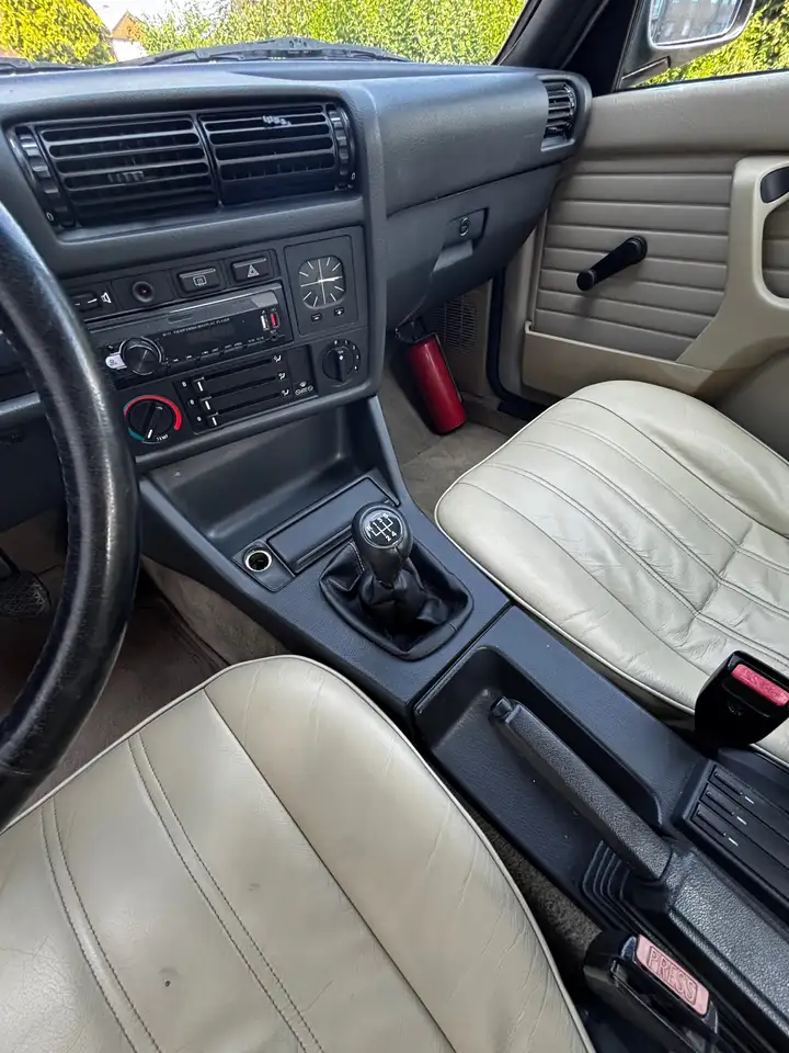 BMW 320i, foto 9