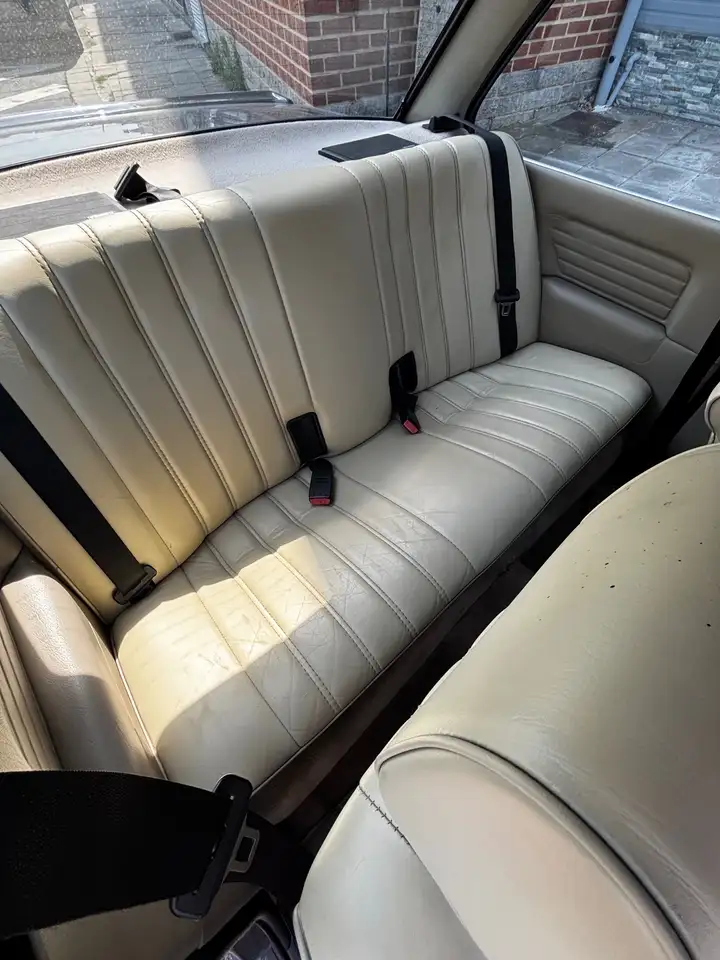 BMW 320i, foto 6
