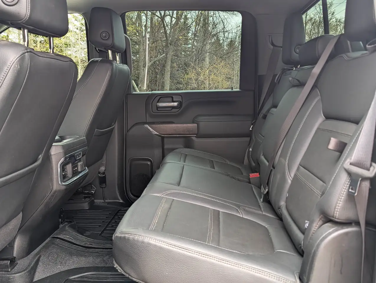 GMC Sierra 2500HD снимка GMC Sierra 2500HD