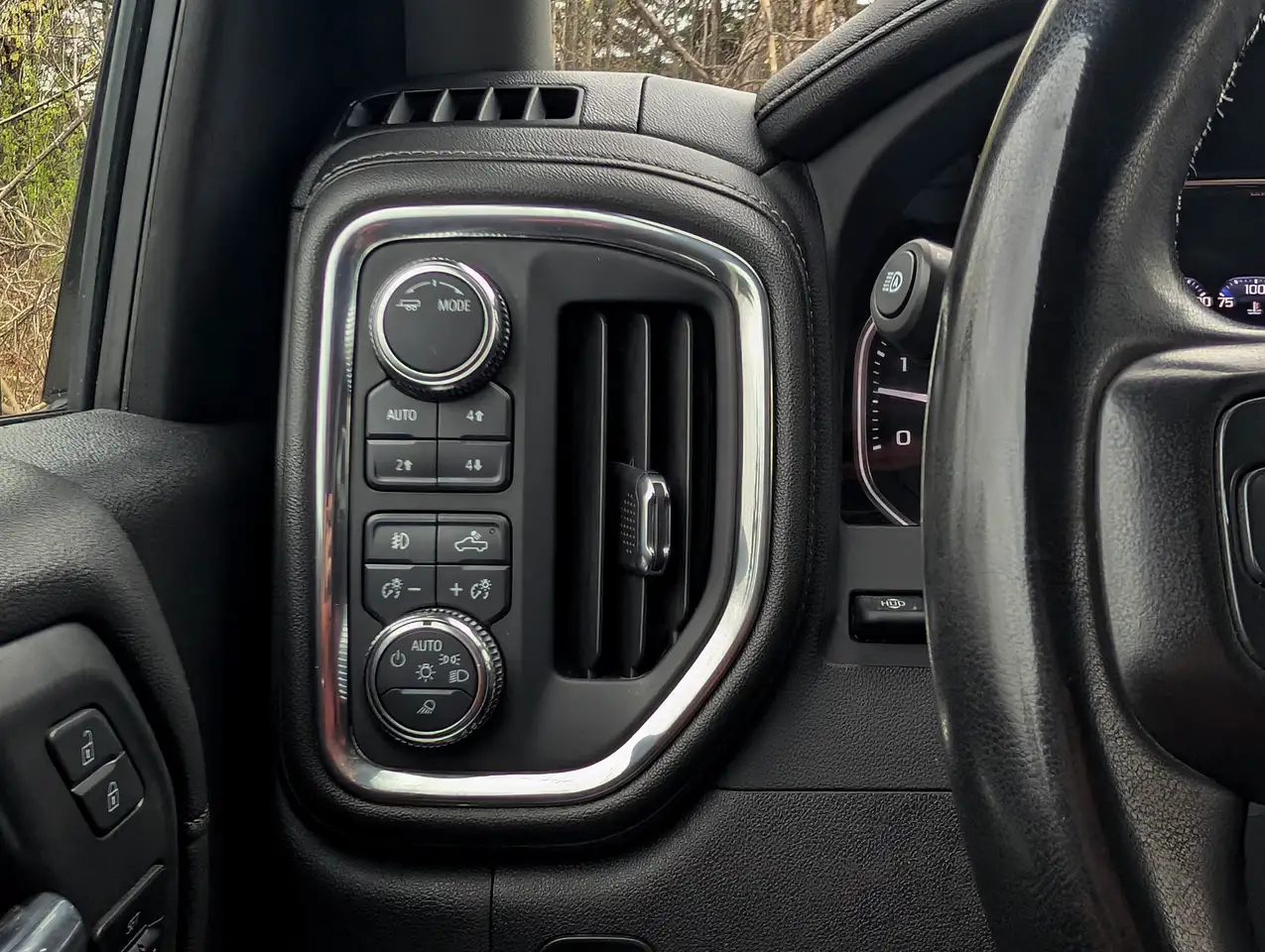GMC Sierra 2500HD снимка GMC Sierra 2500HD
