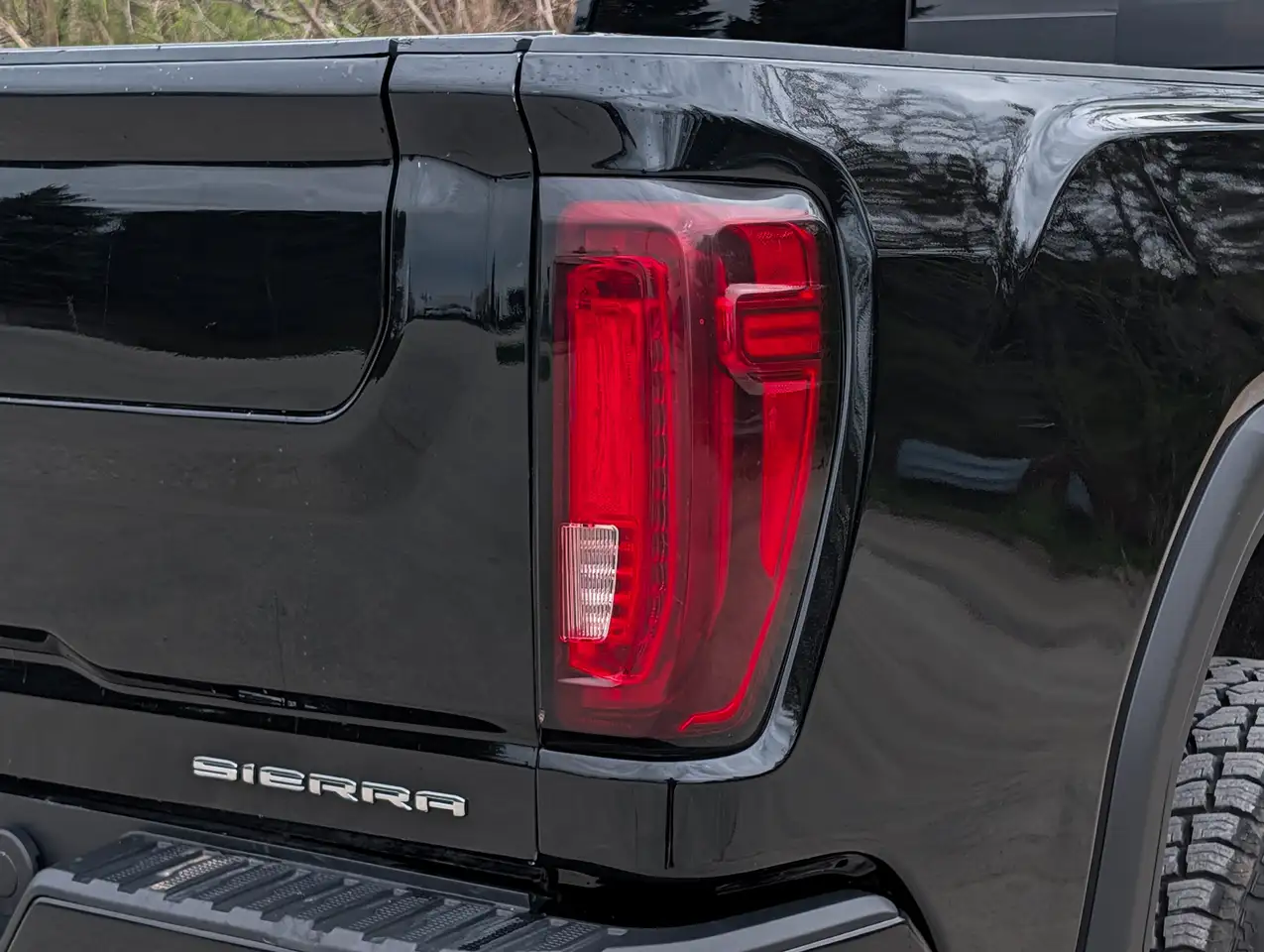 GMC Sierra 2500HD снимка GMC Sierra 2500HD