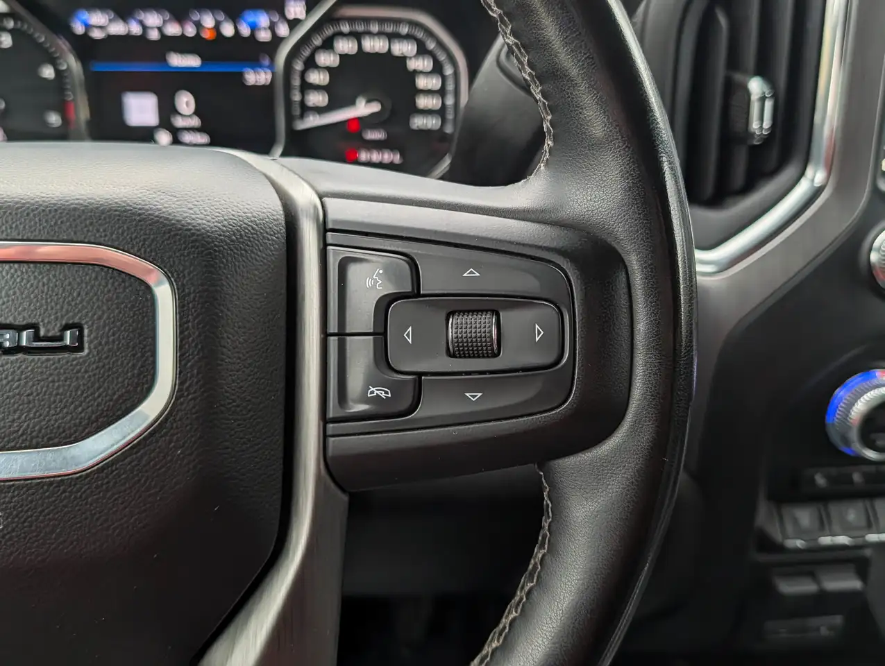 GMC Sierra 2500HD снимка GMC Sierra 2500HD