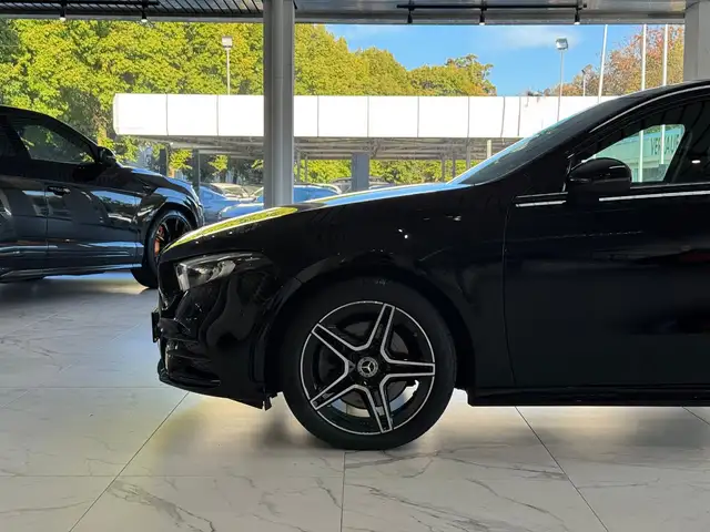 Mercedes-Benz A-Class view 4